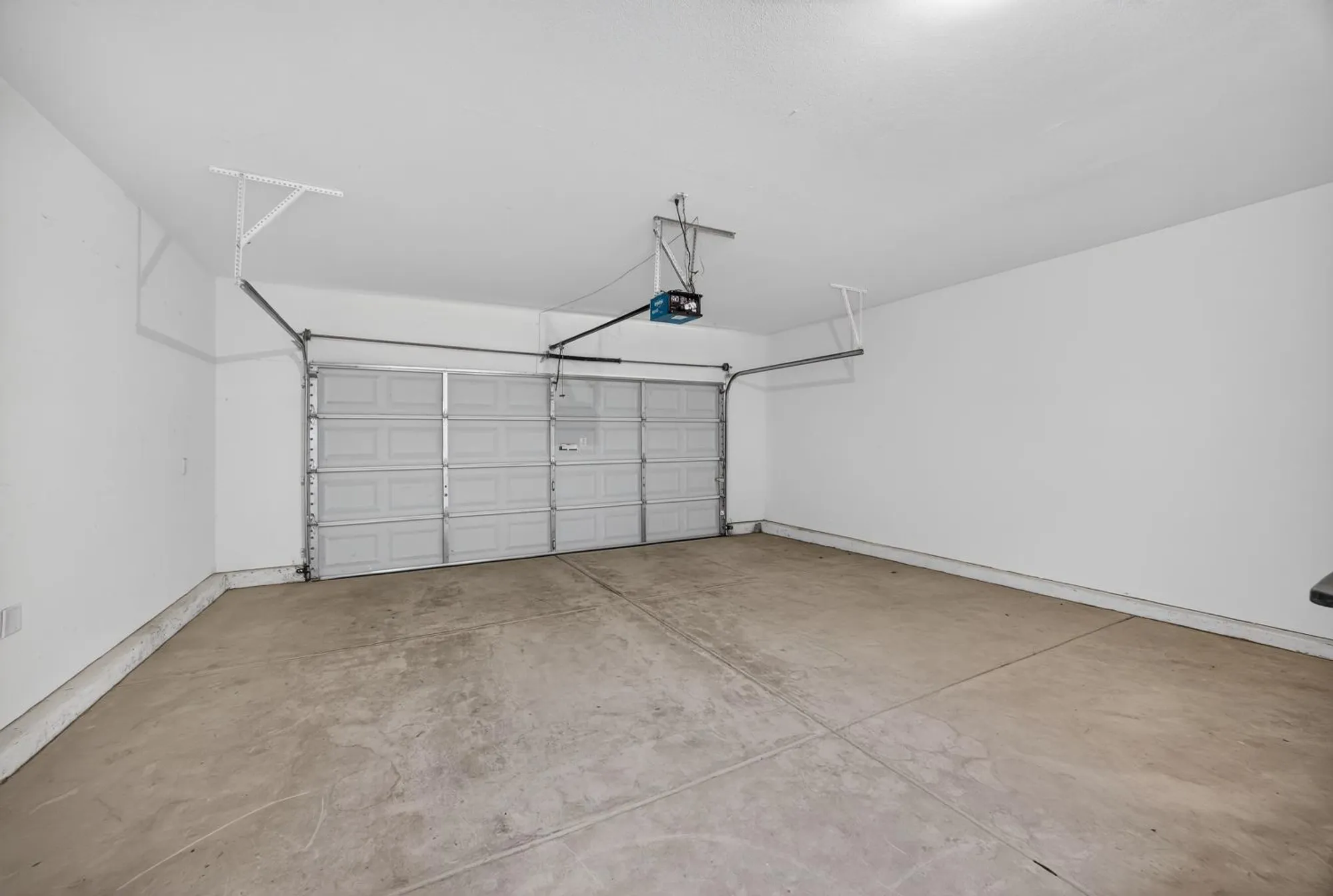 Property Slideshow image 32 of 46 | 2278 bay horse ln, Sacramento, CA, 95835