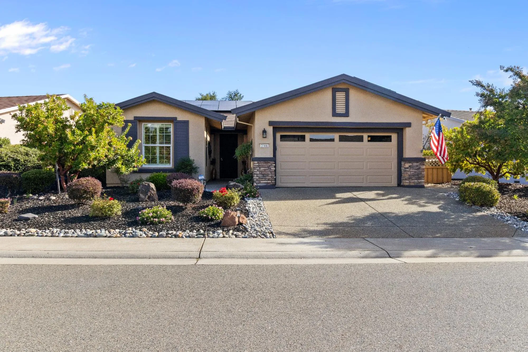 Property Slideshow image 30 of 37 | 2166 walden view ln, Lincoln, CA, 95648