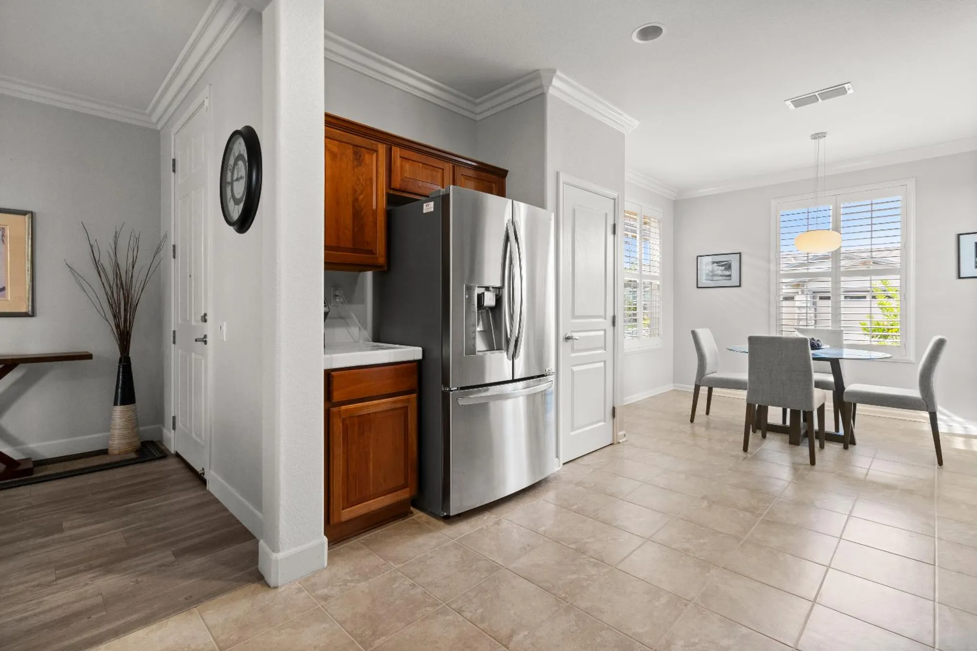 Property Slideshow image 14 of 37 | 2166 walden view ln, Lincoln, CA, 95648