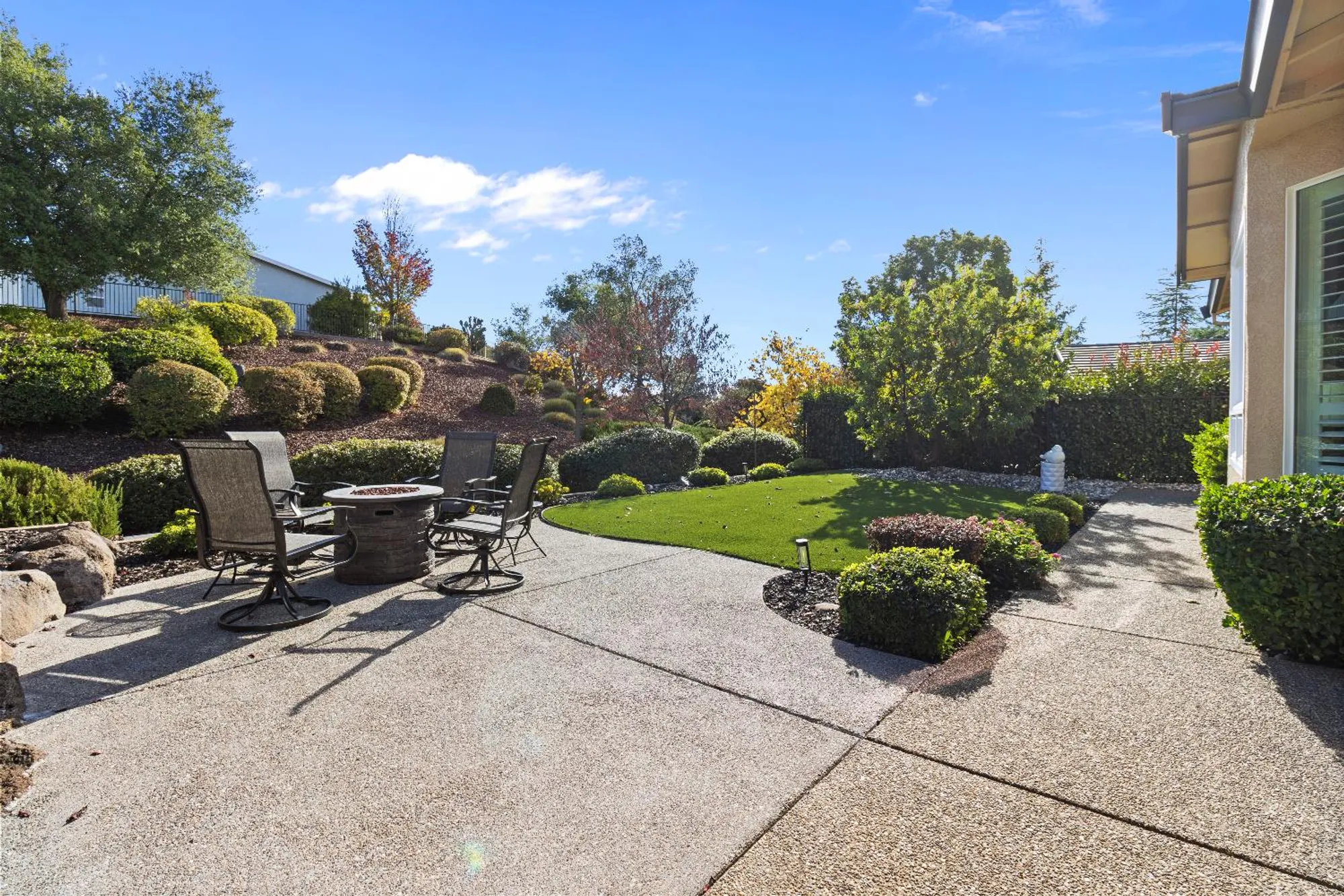 Property Slideshow image 7 of 37 | 2166 walden view ln, Lincoln, CA, 95648