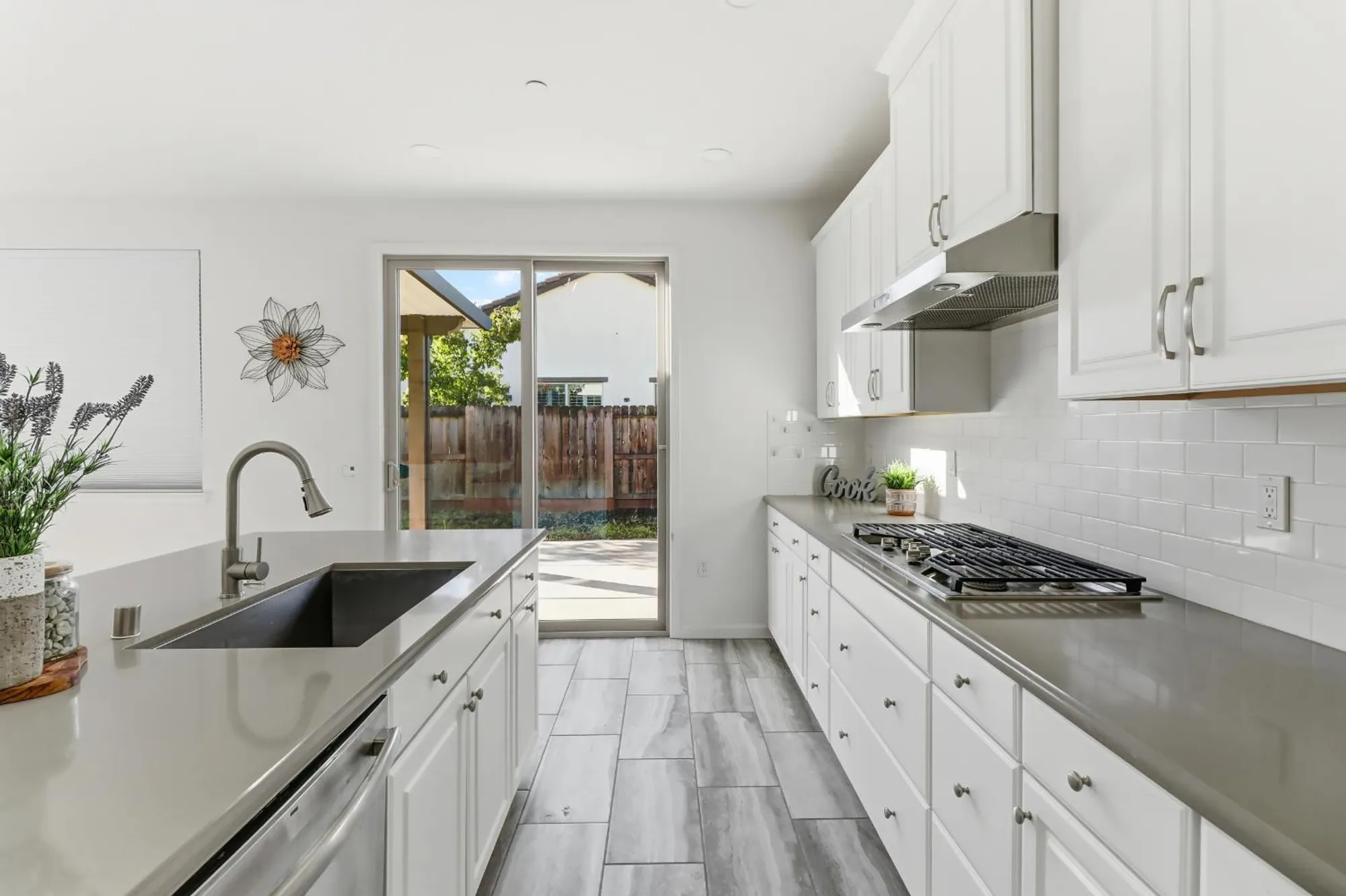 Property Slideshow image 14 of 66 | 9236 summer holly way, Sacramento, CA, 95829