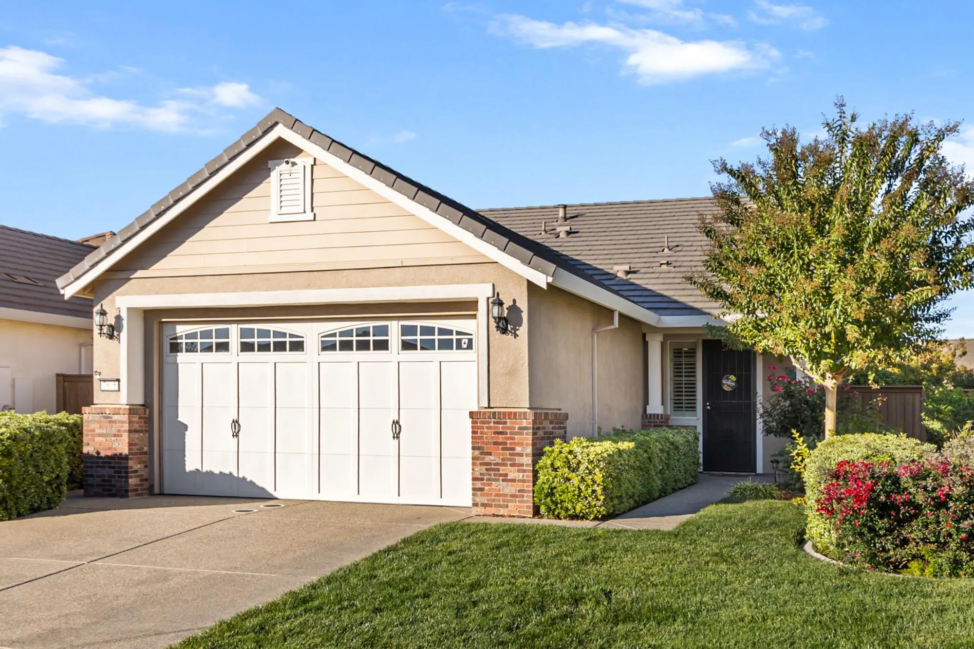 Property Slideshow image 6 of 60 | 7805 dearne way, Elk Grove, CA, 95757