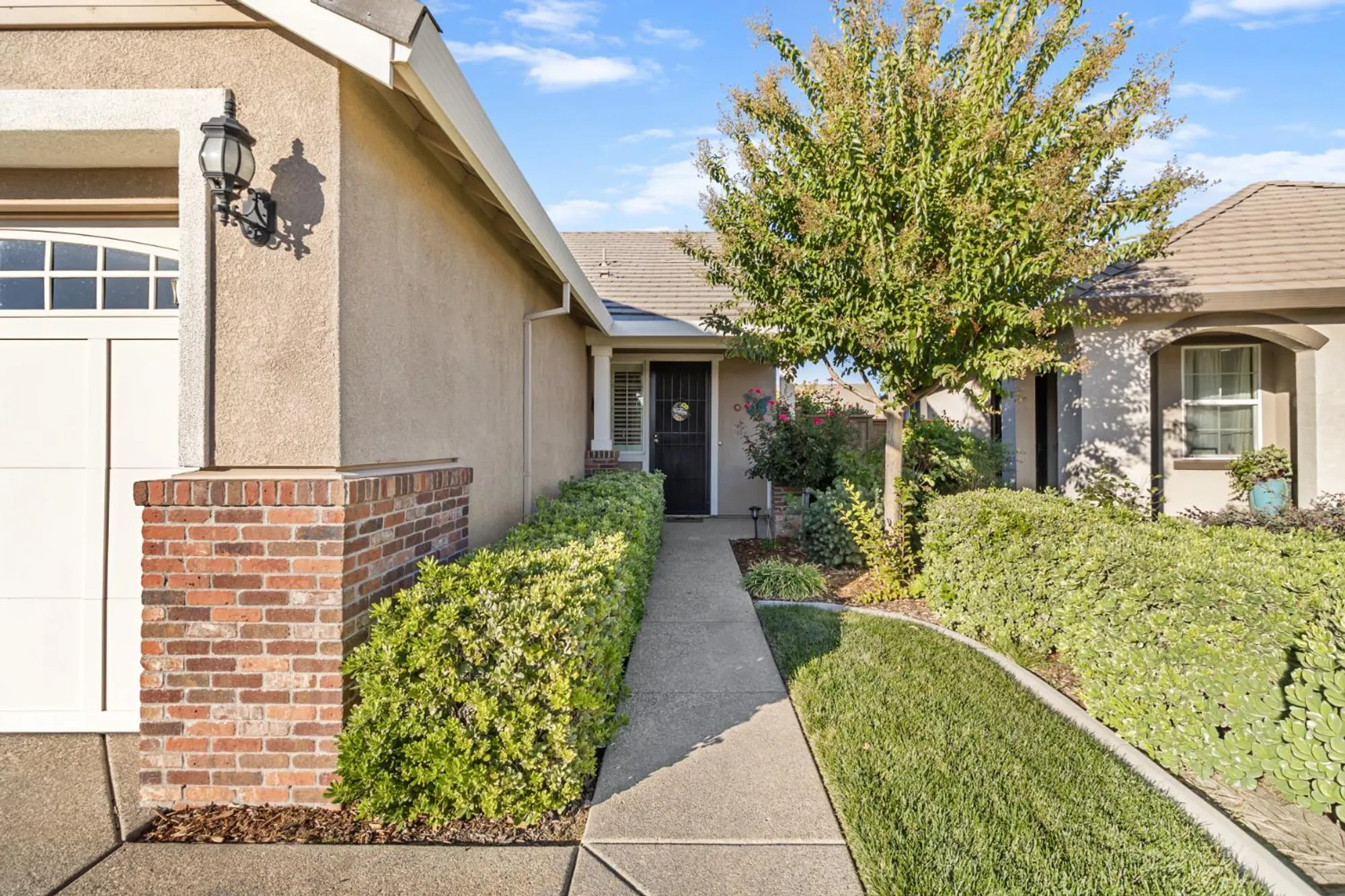 Property Slideshow image 7 of 60 | 7805 dearne way, Elk Grove, CA, 95757