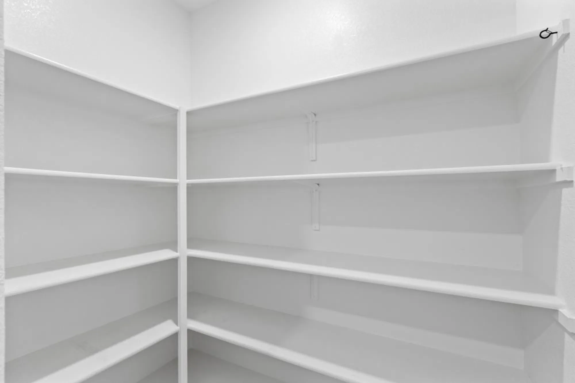 Property Slideshow image 33 of 66 | 9236 summer holly way, Sacramento, CA, 95829