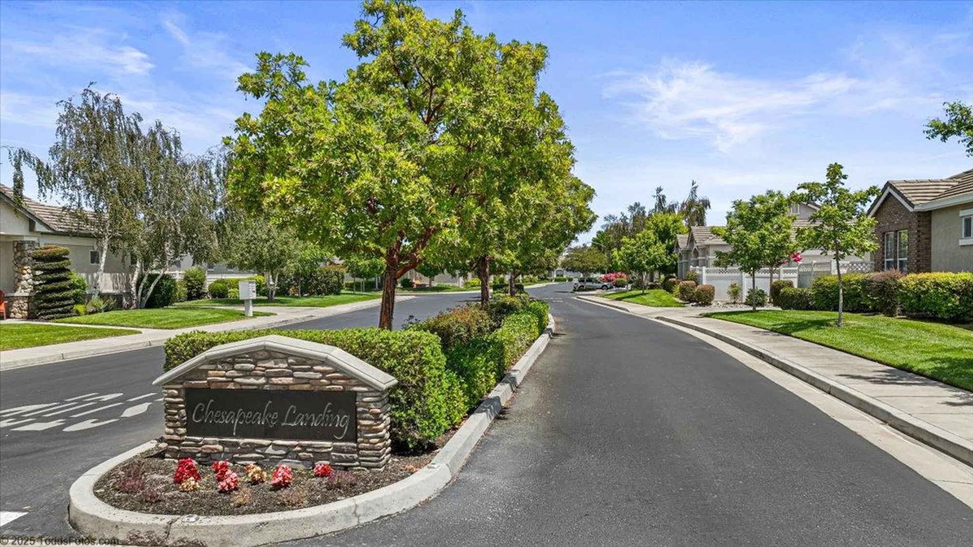 Property Slideshow image 43 of 65 | 1665 windy cove ln, Ripon, CA, 95366