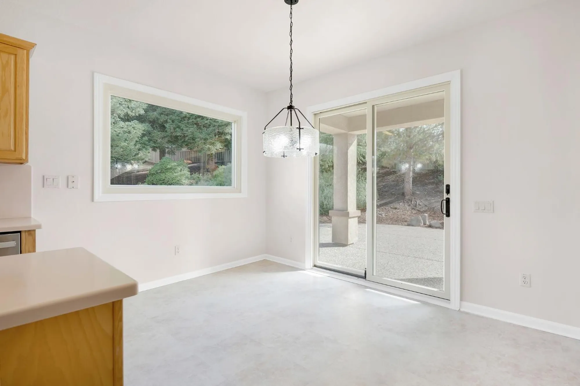 Property Slideshow image 13 of 30 | 1175 greenleaf ct, Lincoln, CA, 95648