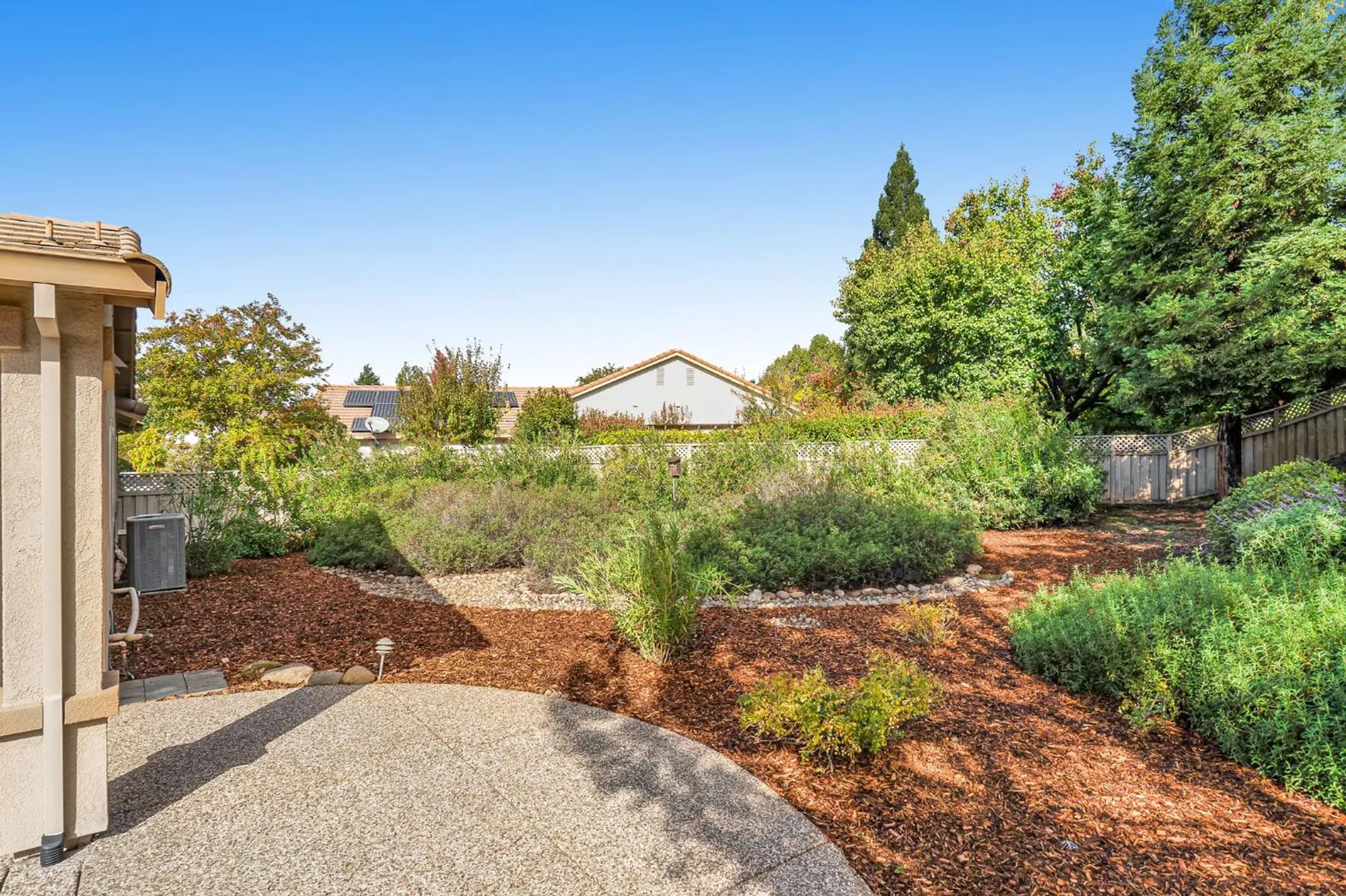 Property Slideshow image 25 of 30 | 1175 greenleaf ct, Lincoln, CA, 95648