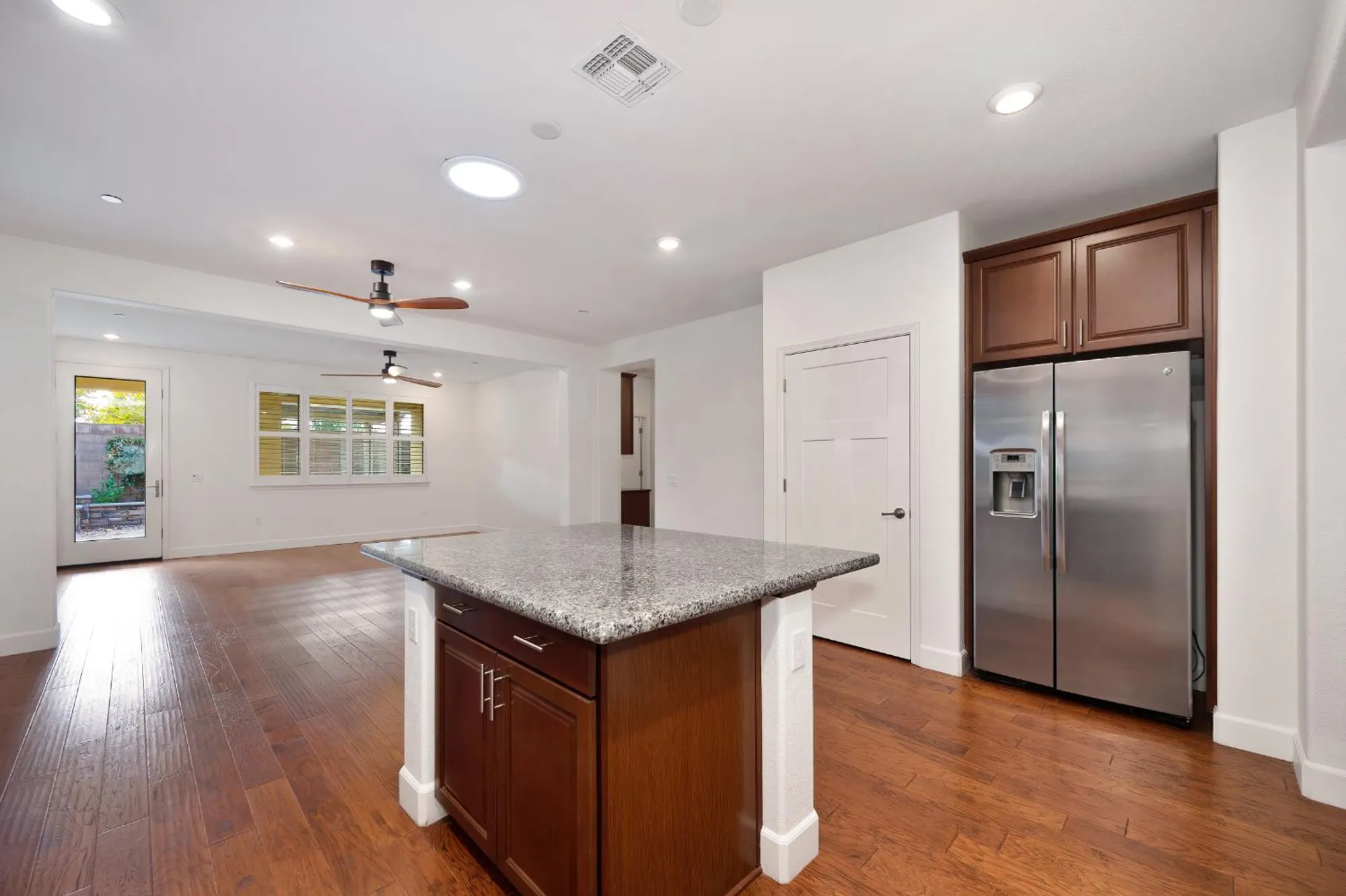 Property Slideshow image 8 of 32 | 4104 san andres way, El Dorado Hills, CA, 95762