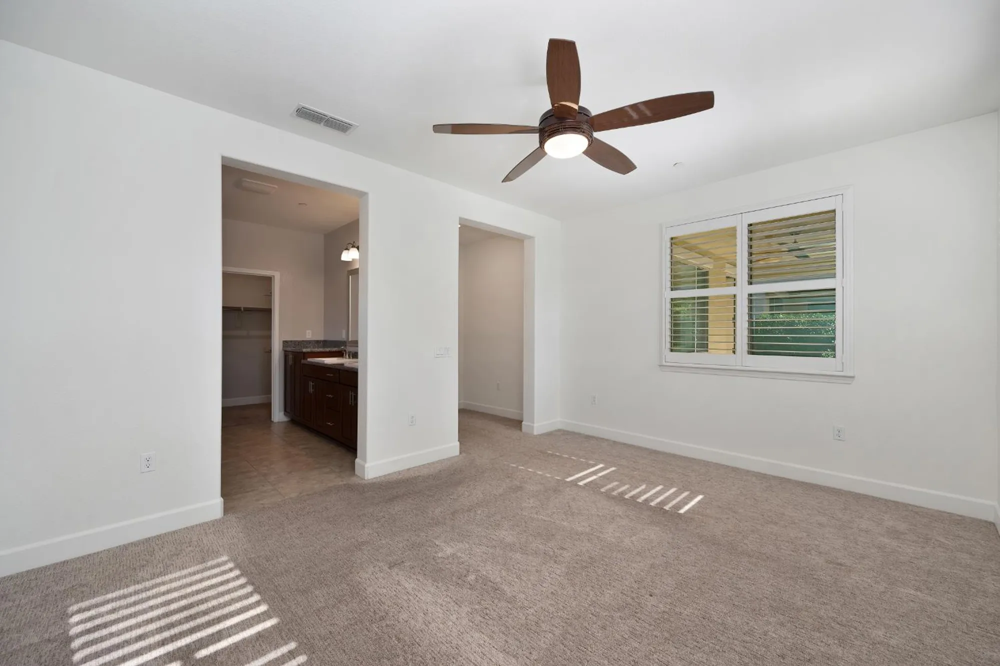 Property Slideshow image 14 of 32 | 4104 san andres way, El Dorado Hills, CA, 95762