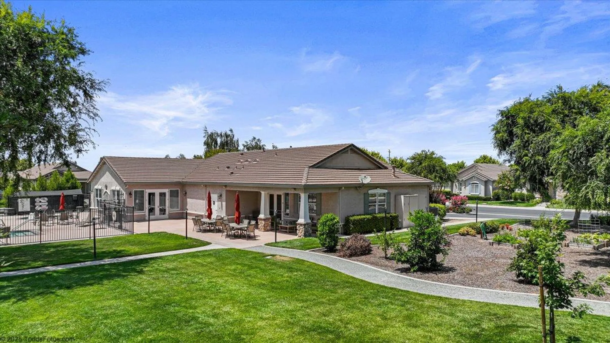 Property Slideshow image 64 of 65 | 1665 windy cove ln, Ripon, CA, 95366