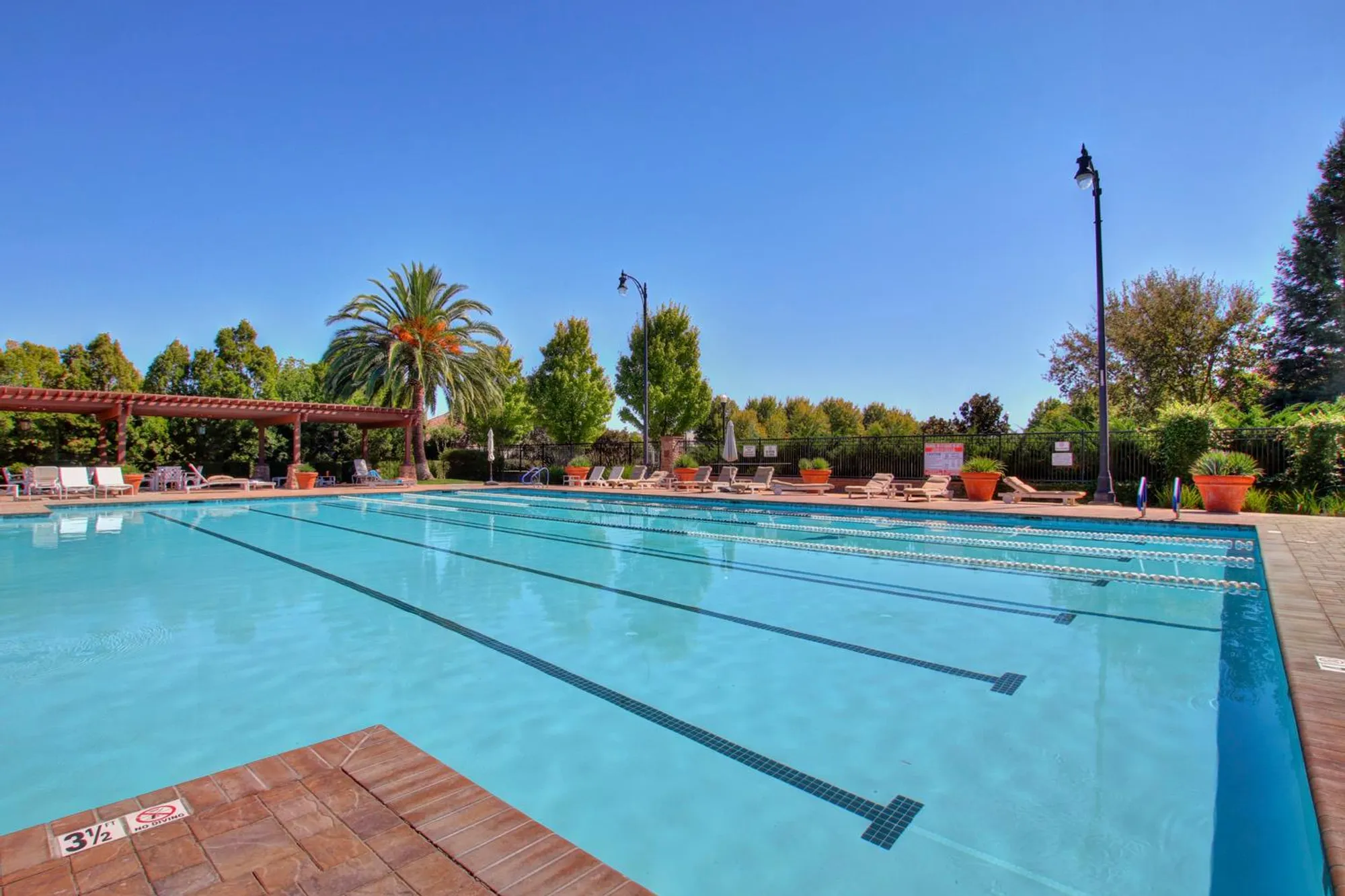 Property Slideshow image 48 of 60 | 7805 dearne way, Elk Grove, CA, 95757