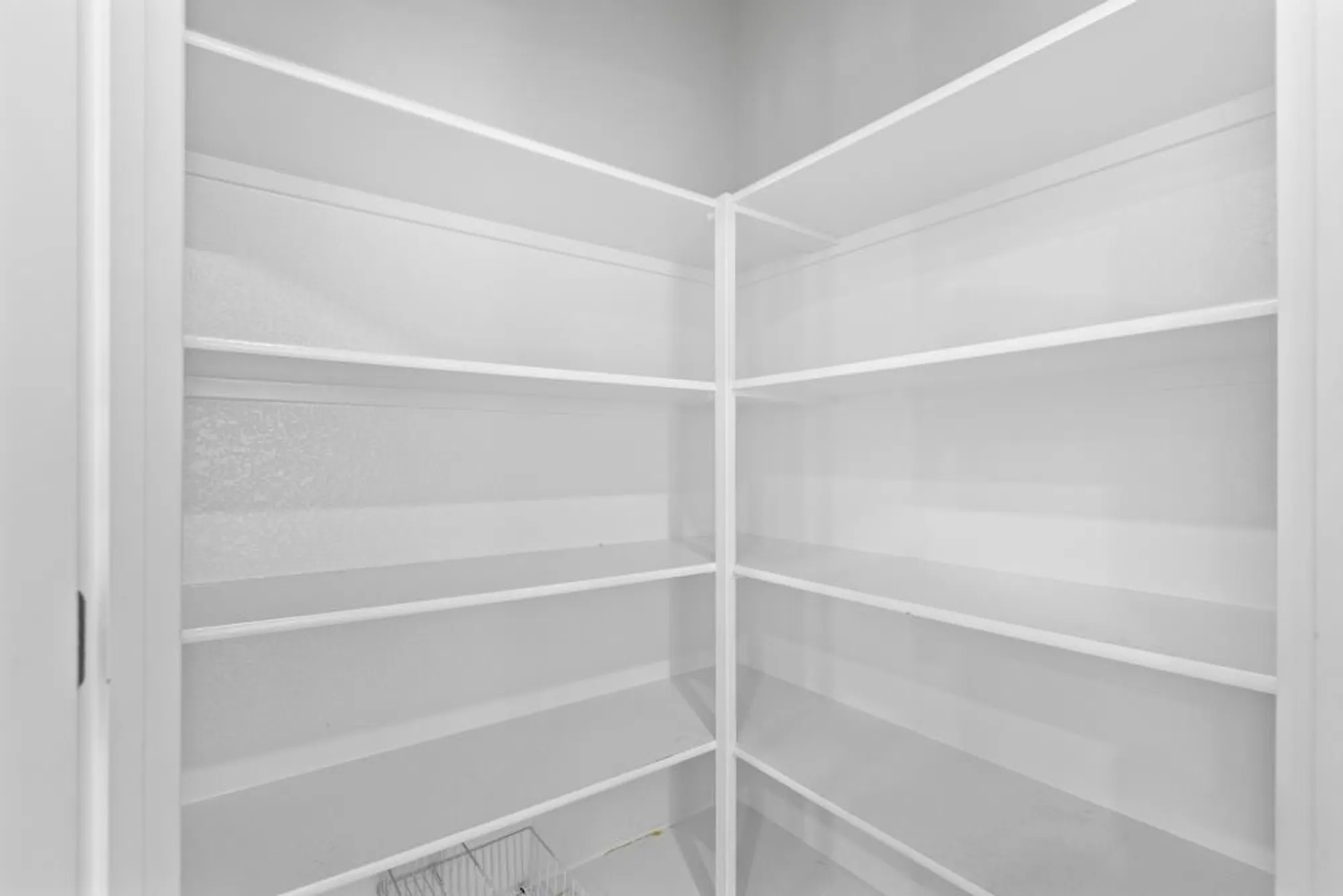 Property Slideshow image 16 of 66 | 9236 summer holly way, Sacramento, CA, 95829