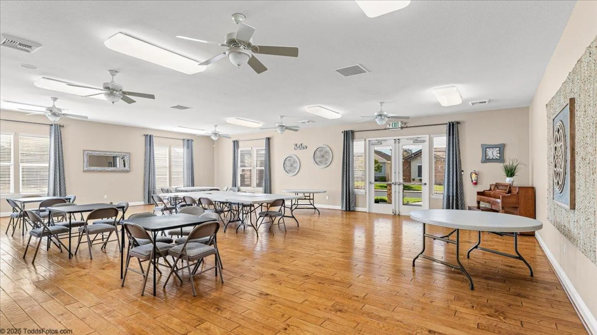 Property Slideshow image 54 of 65 | 1665 windy cove ln, Ripon, CA, 95366