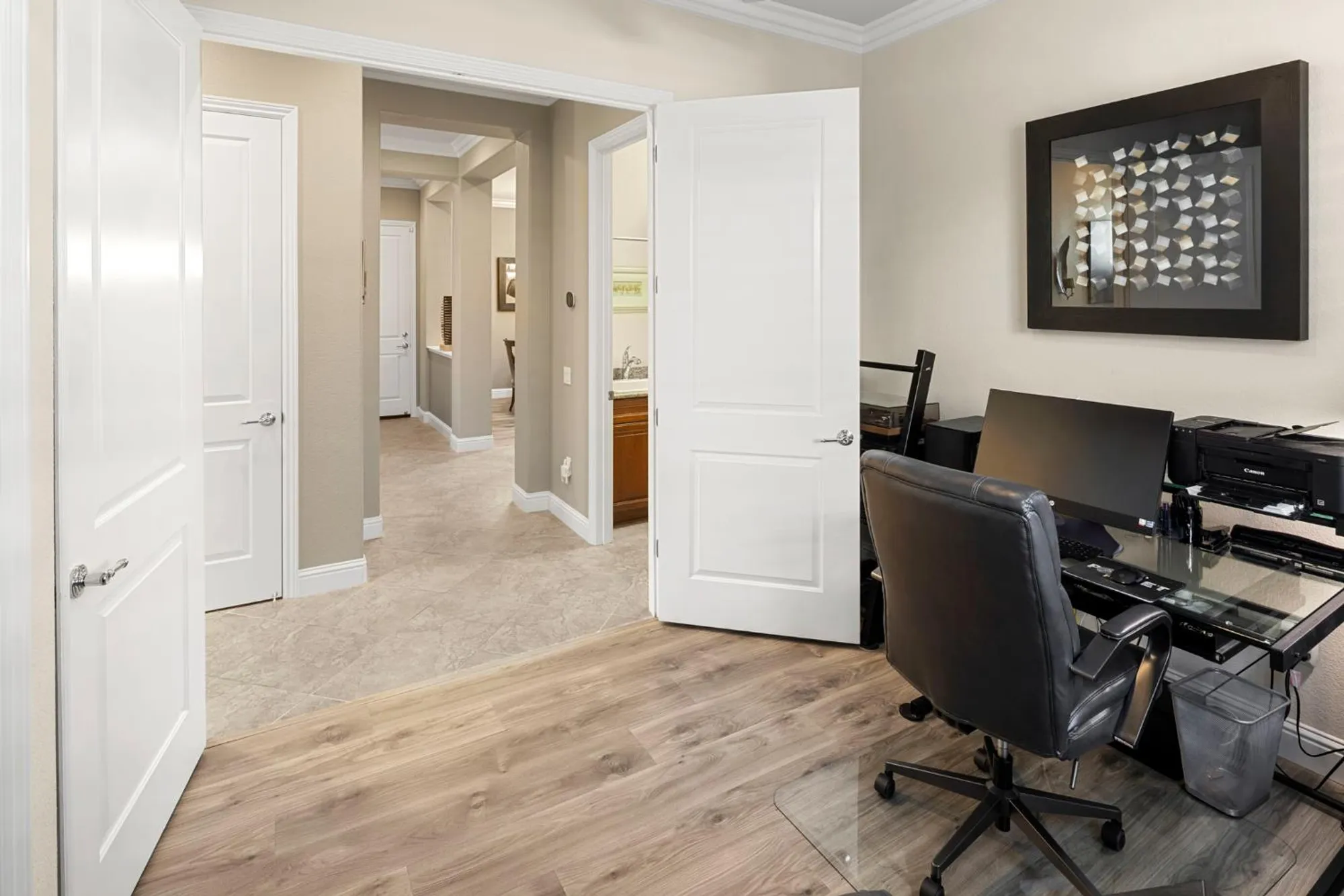 Property Slideshow image 32 of 48 | 2016 land end loop, Roseville, CA, 95747