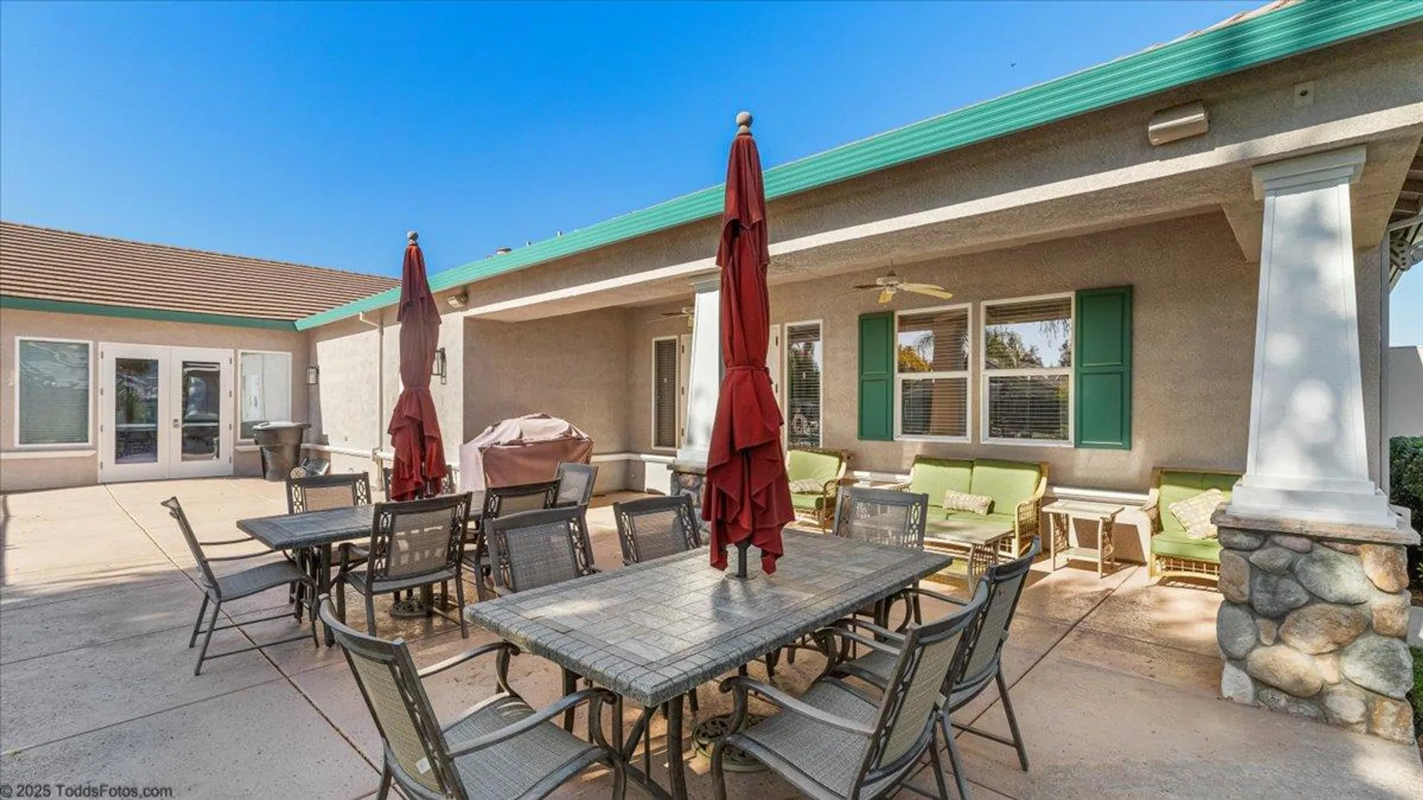 Property Slideshow image 58 of 65 | 1665 windy cove ln, Ripon, CA, 95366
