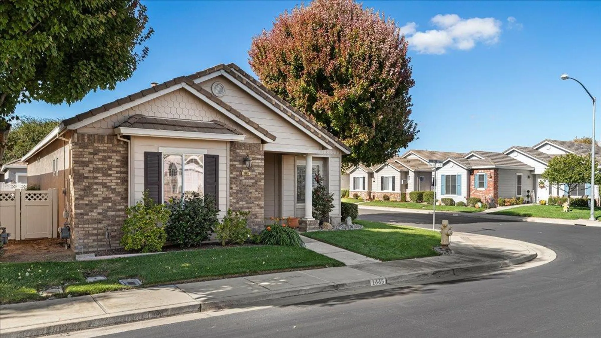 Property Slideshow image 2 of 65 | 1665 windy cove ln, Ripon, CA, 95366