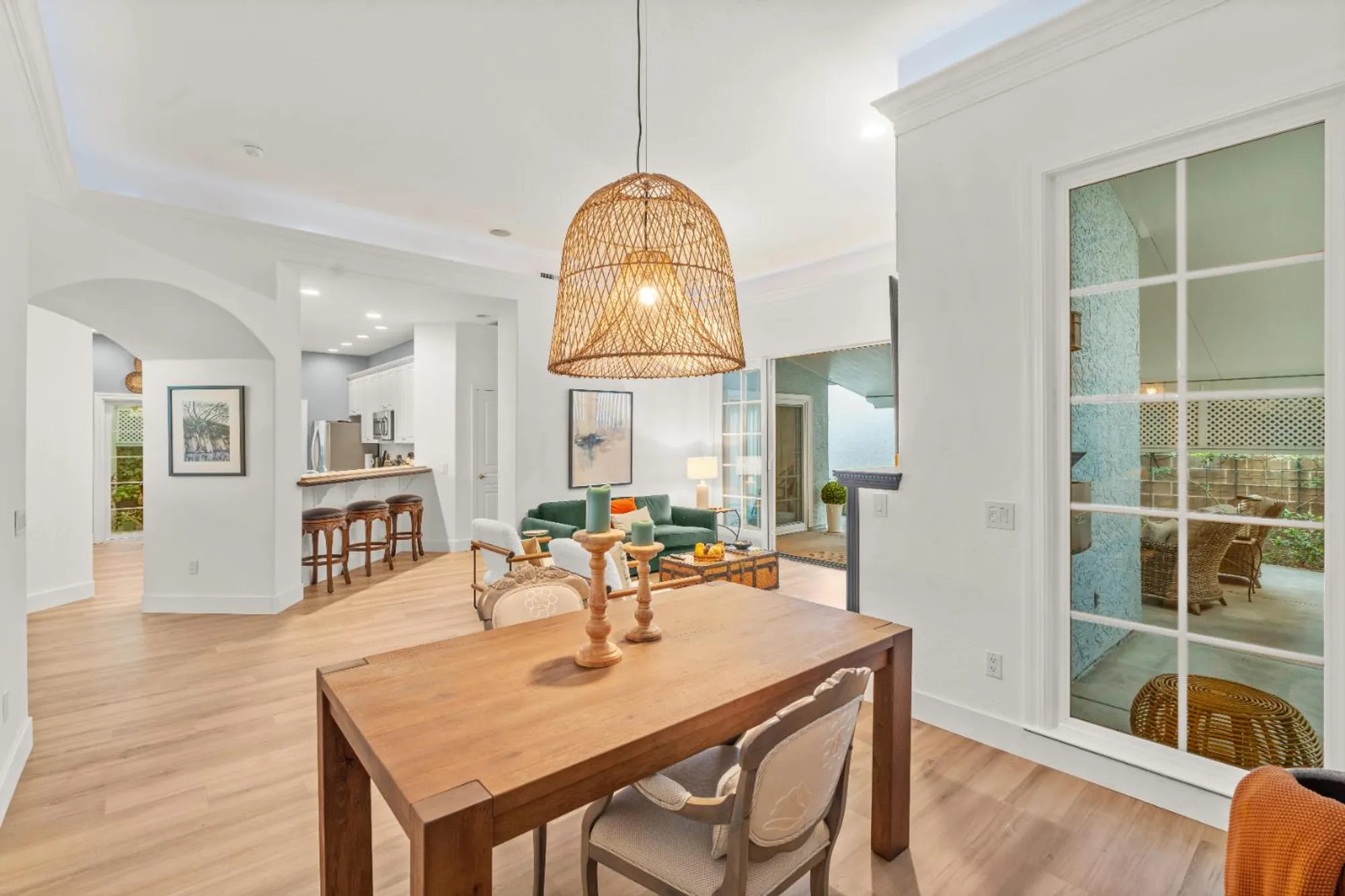 Property Slideshow image 25 of 55 | 7598 sunmore ln, Sacramento, CA, 95828