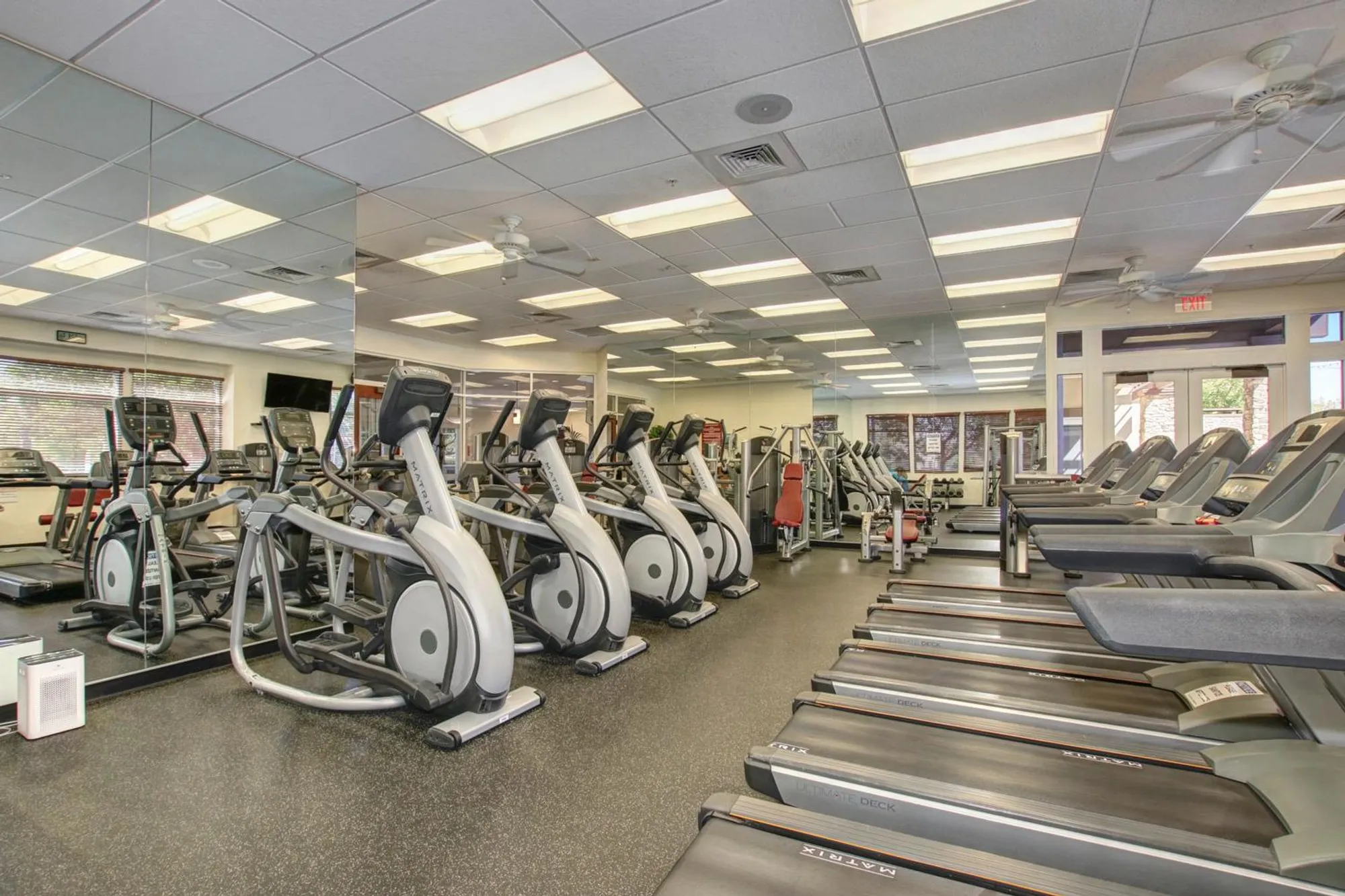 Property Slideshow image 55 of 60 | 7805 dearne way, Elk Grove, CA, 95757