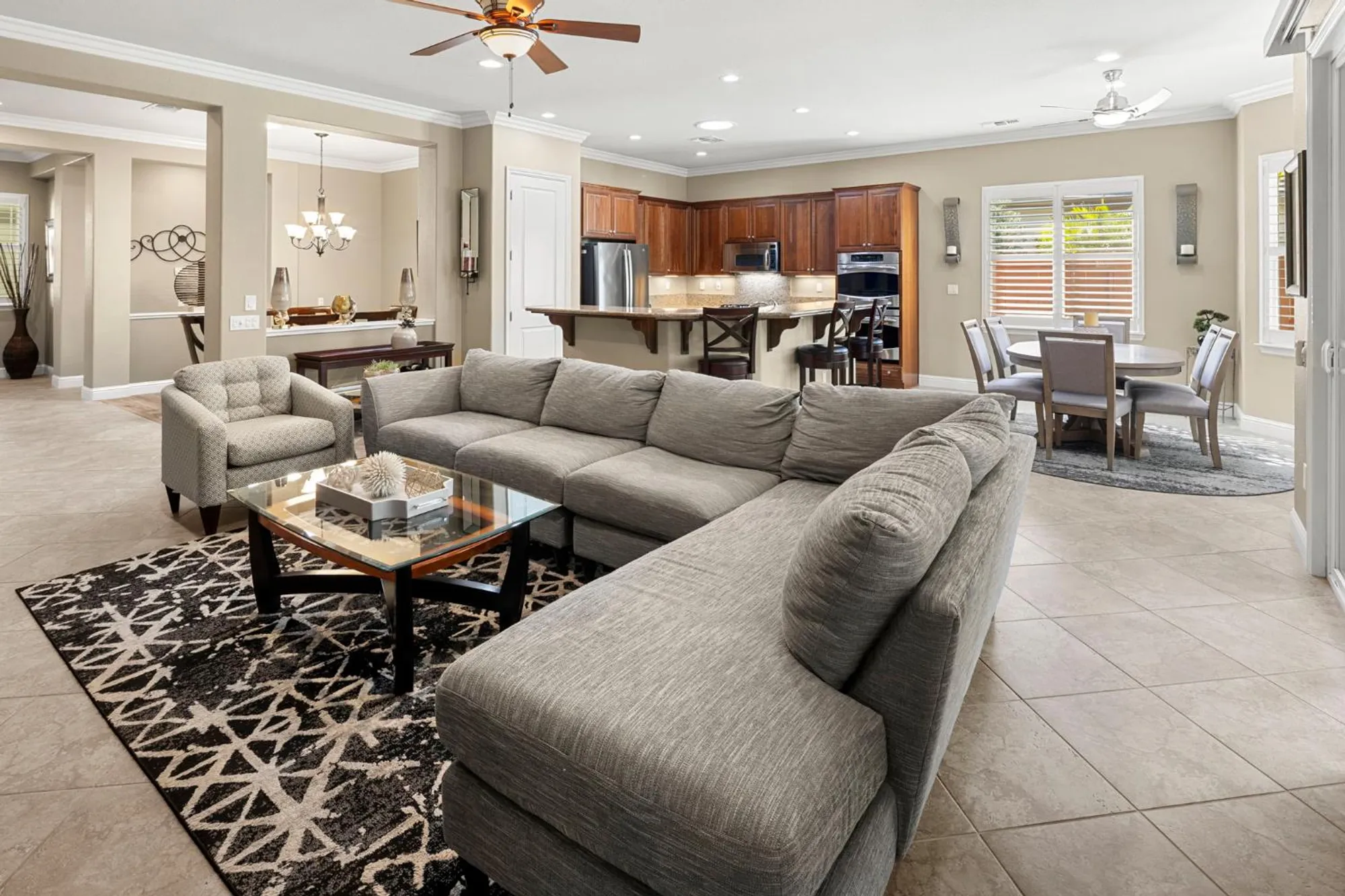 Property Slideshow image 12 of 48 | 2016 land end loop, Roseville, CA, 95747