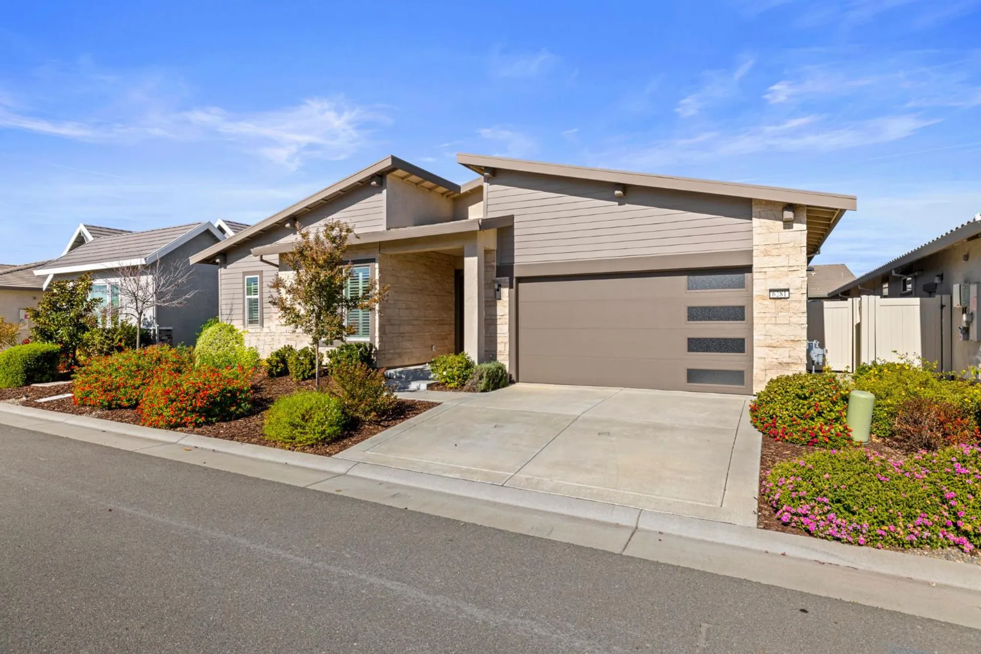 Property Slideshow image 1 of 16 | 6281 element ln, Roseville, CA, 95747