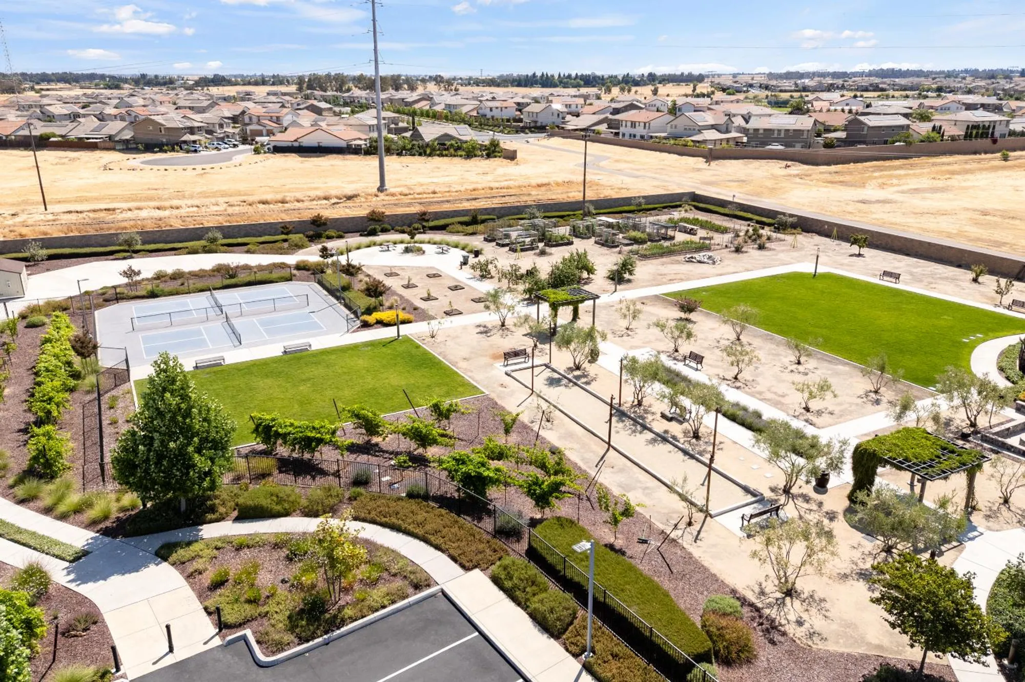 Property Slideshow image 60 of 66 | 9236 summer holly way, Sacramento, CA, 95829