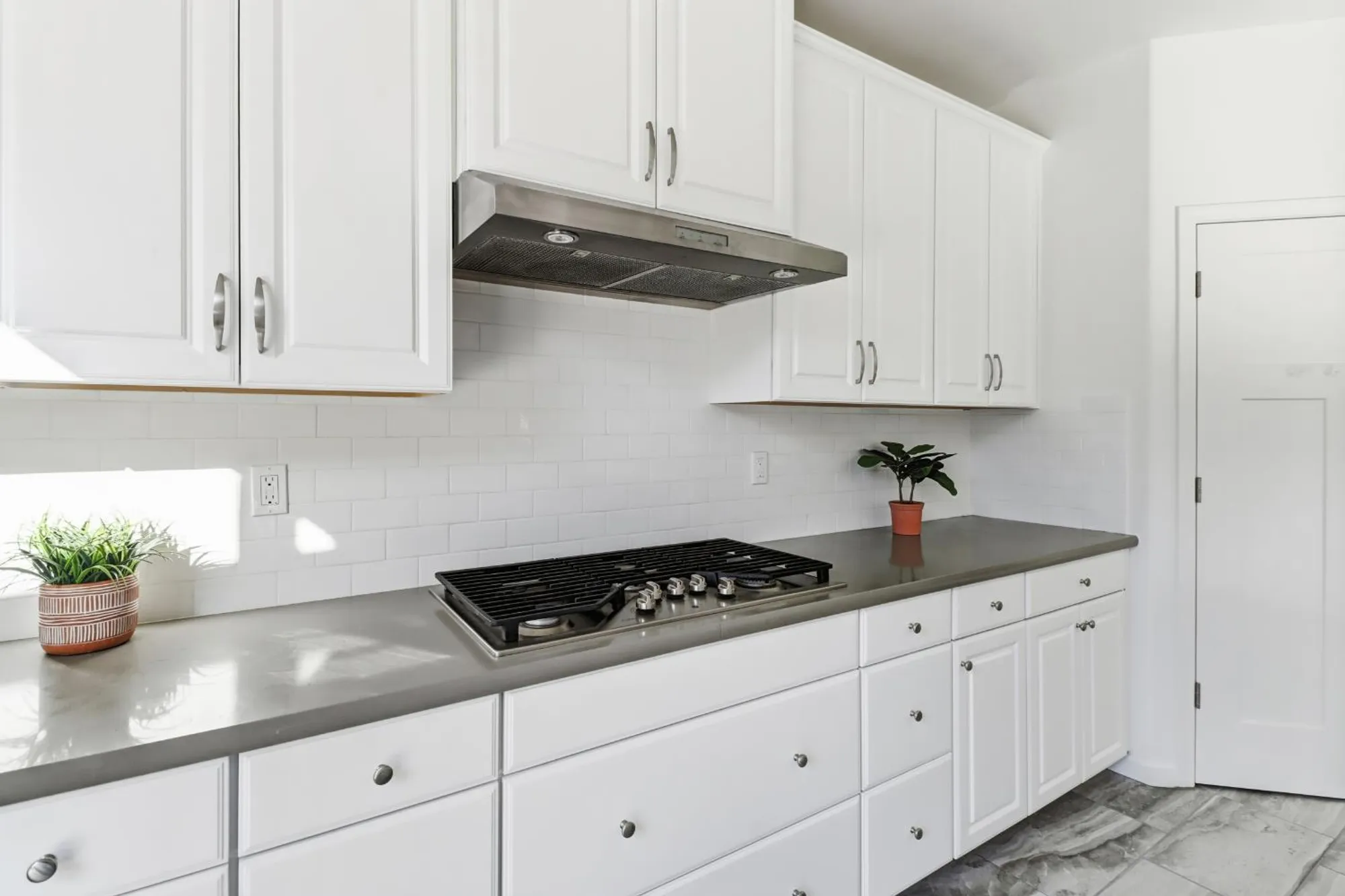 Property Slideshow image 13 of 66 | 9236 summer holly way, Sacramento, CA, 95829