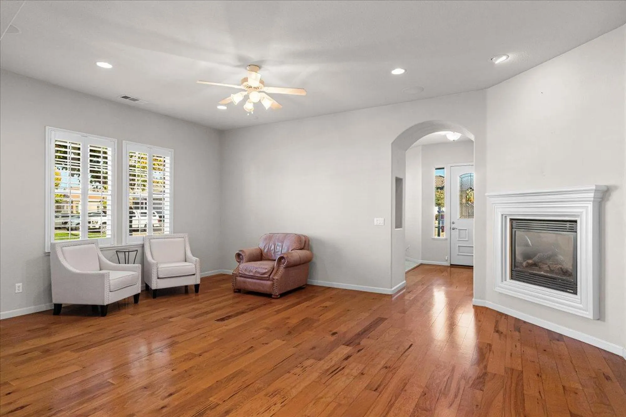 Property Slideshow image 18 of 65 | 1665 windy cove ln, Ripon, CA, 95366