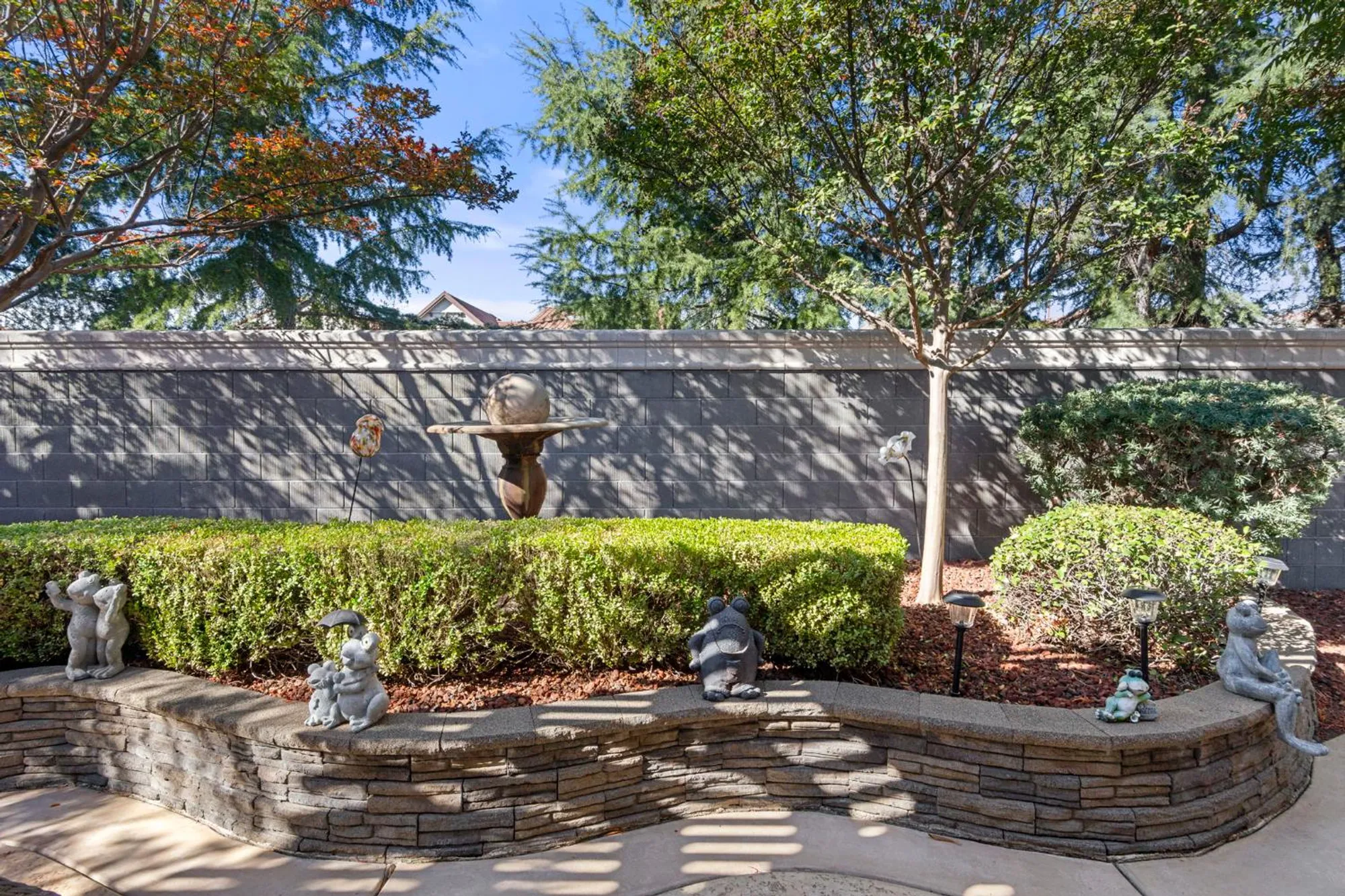 Property Slideshow image 38 of 48 | 2016 land end loop, Roseville, CA, 95747