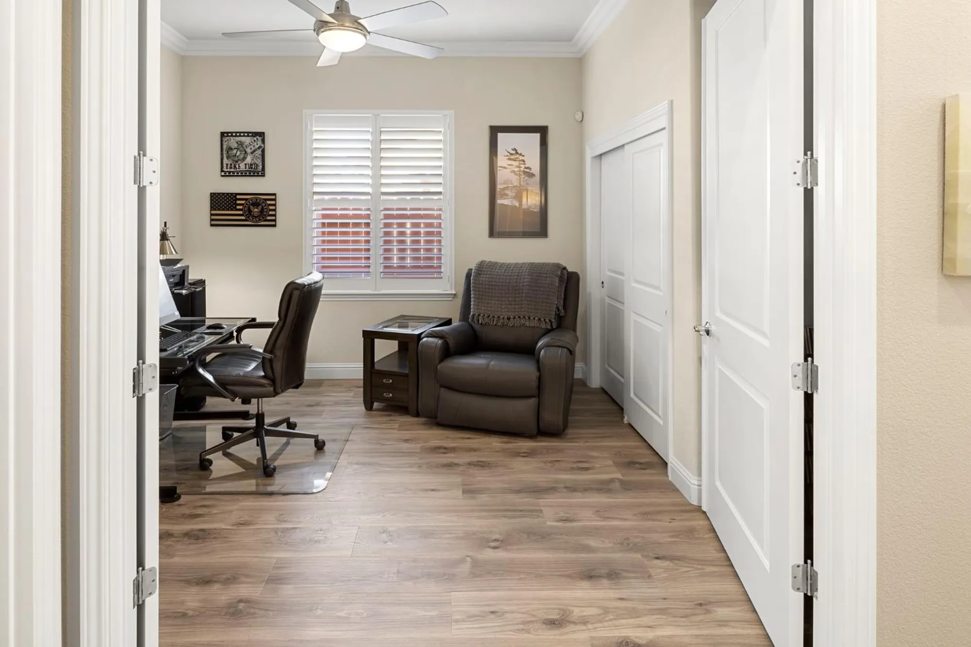 Property Slideshow image 30 of 48 | 2016 land end loop, Roseville, CA, 95747