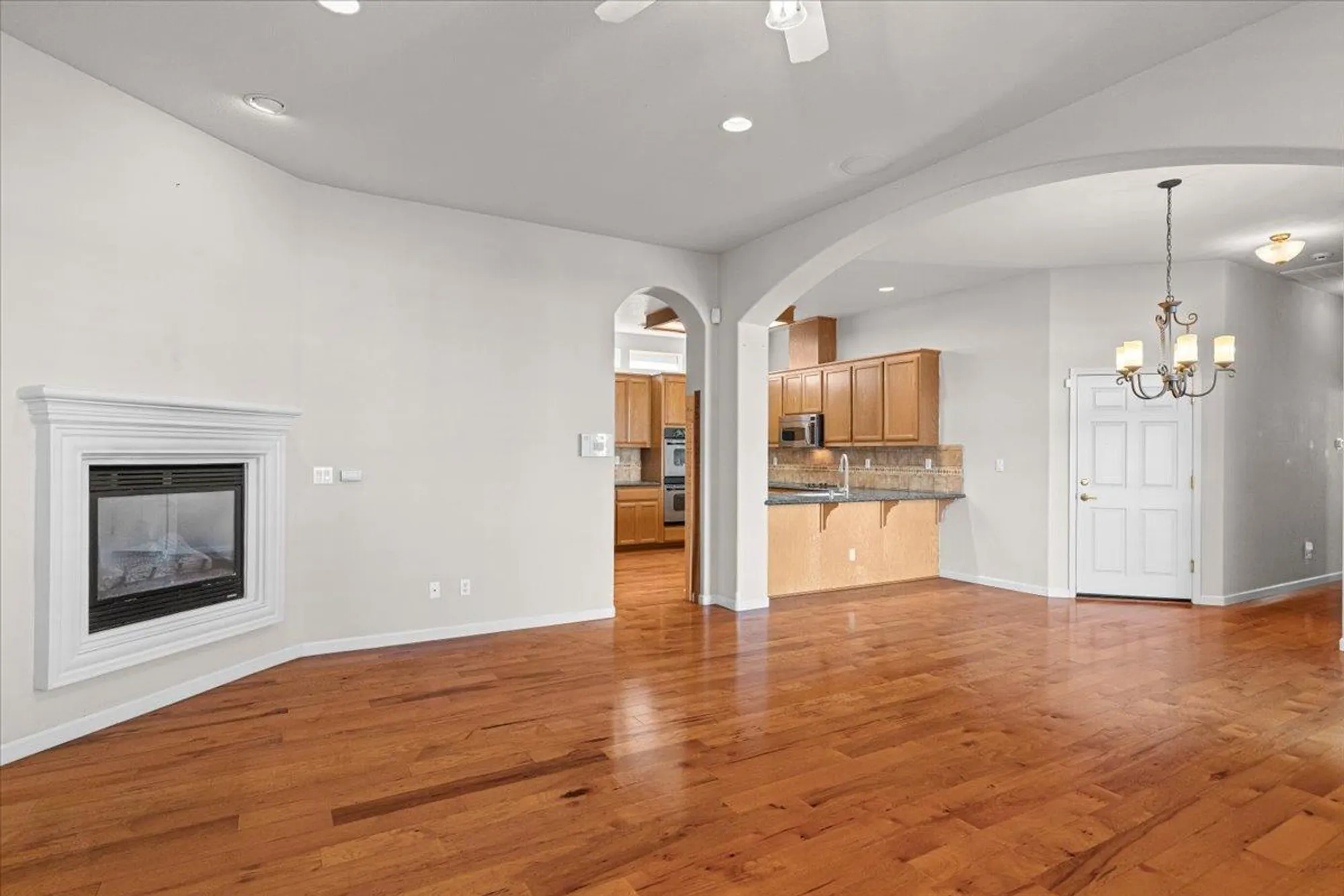 Property Slideshow image 21 of 65 | 1665 windy cove ln, Ripon, CA, 95366