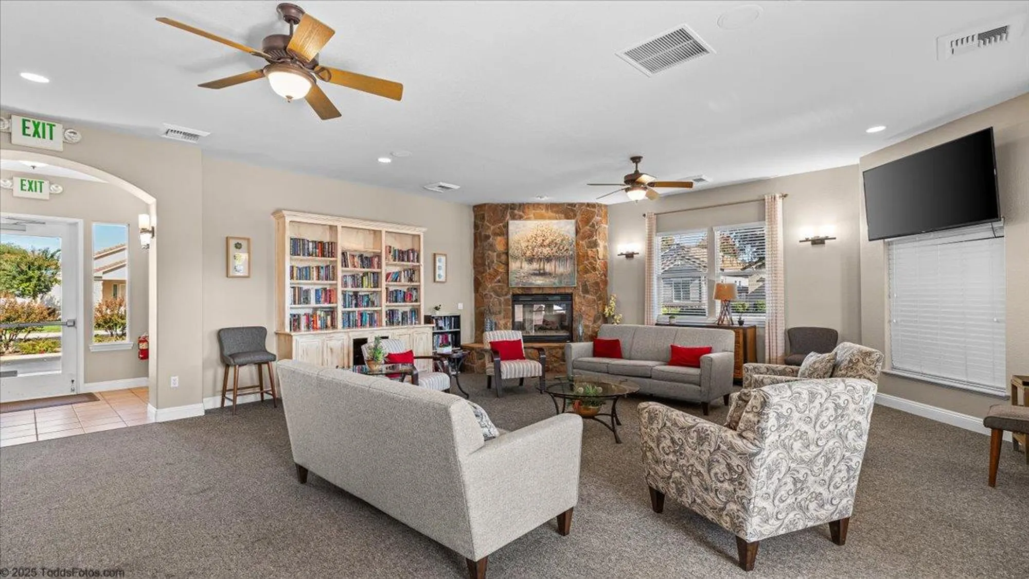 Property Slideshow image 46 of 65 | 1665 windy cove ln, Ripon, CA, 95366