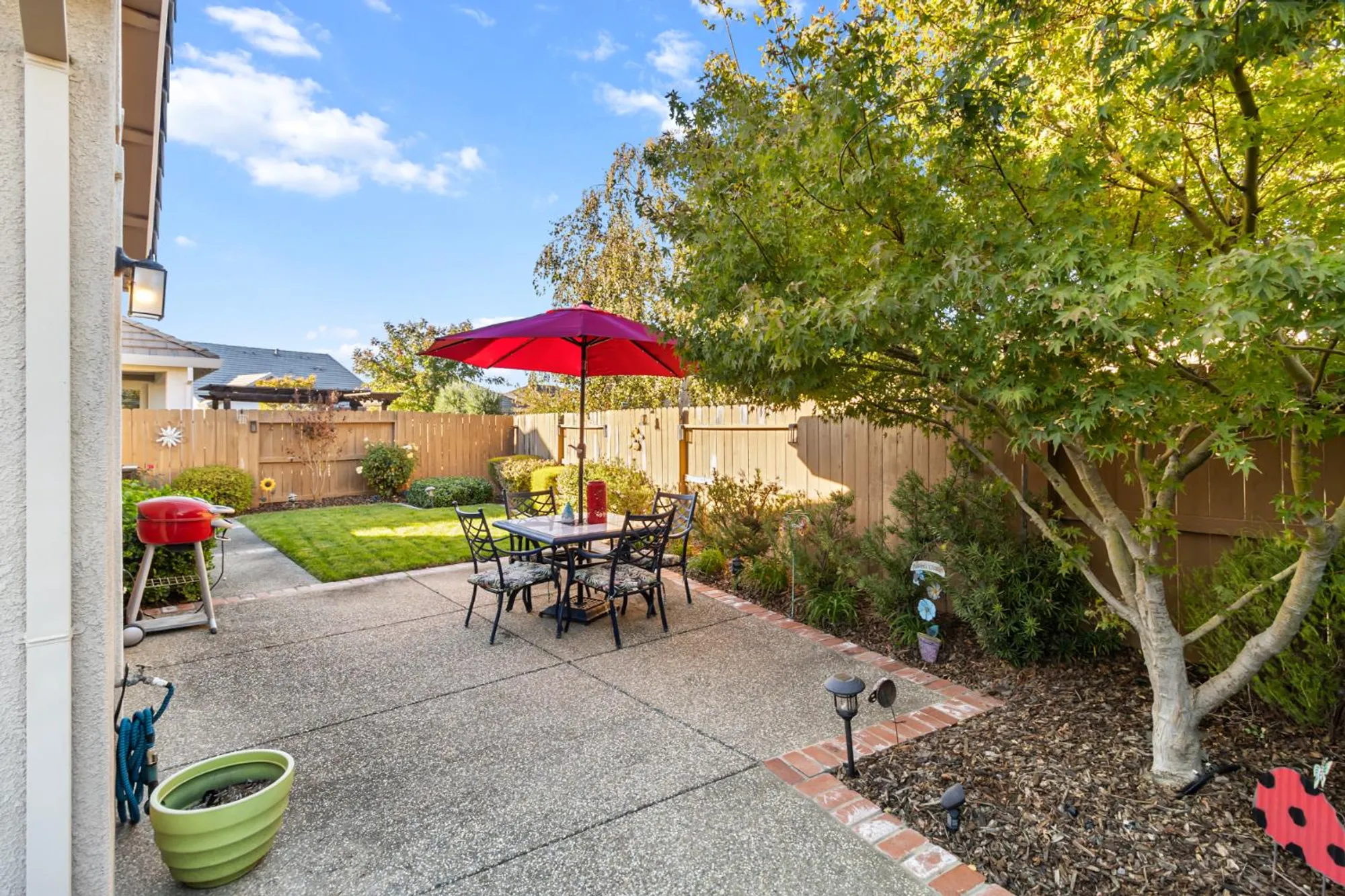Property Slideshow image 32 of 60 | 7805 dearne way, Elk Grove, CA, 95757