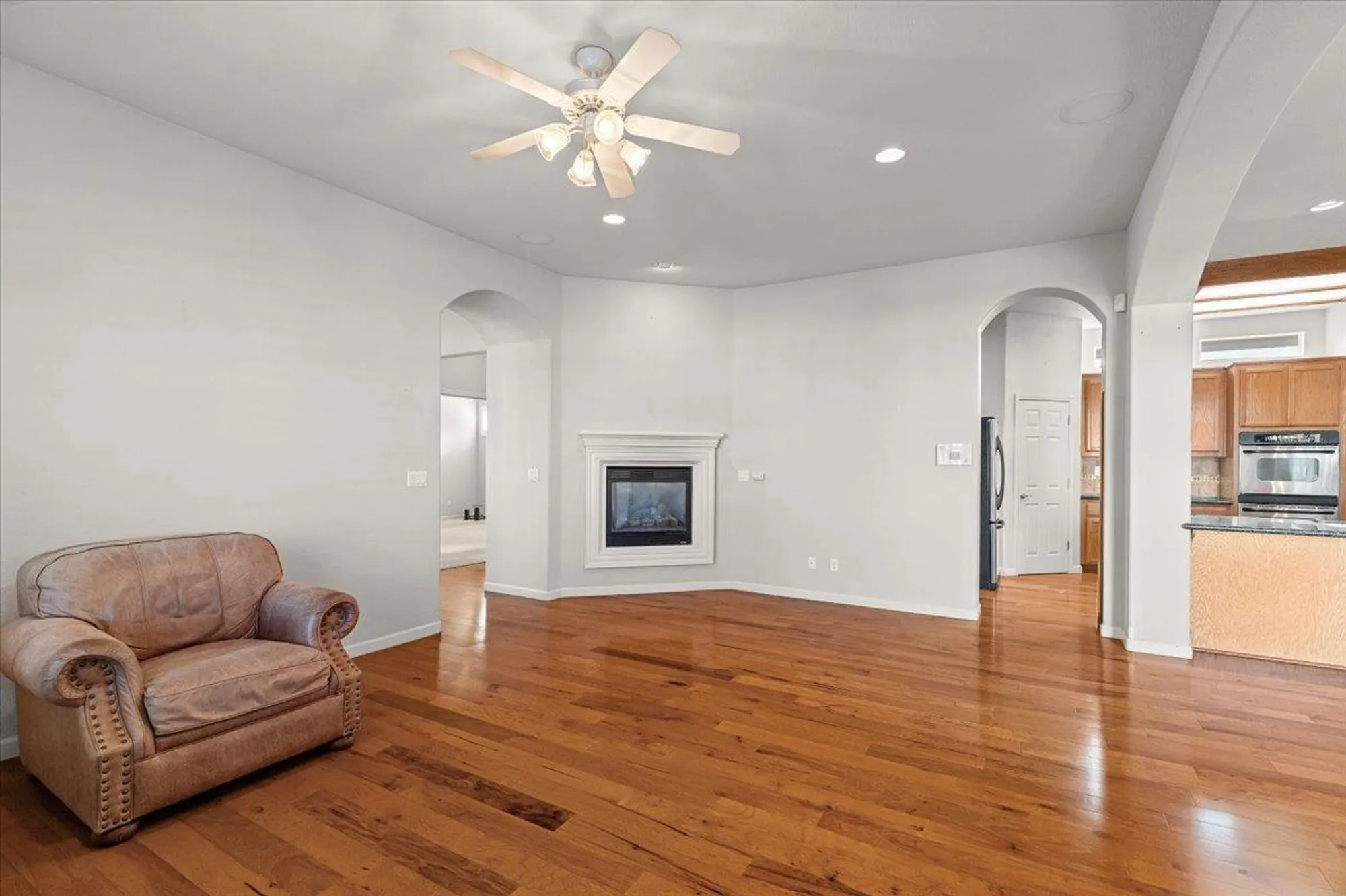 Property Slideshow image 19 of 65 | 1665 windy cove ln, Ripon, CA, 95366