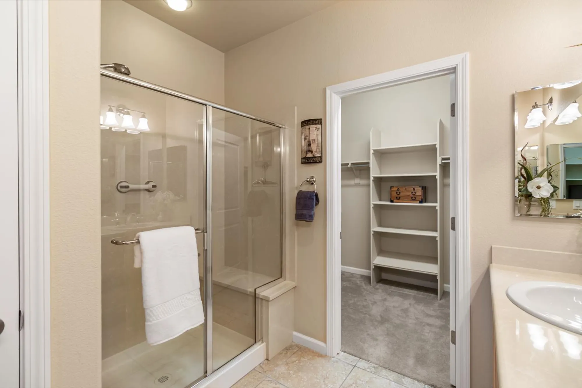 Property Slideshow image 23 of 60 | 7805 dearne way, Elk Grove, CA, 95757