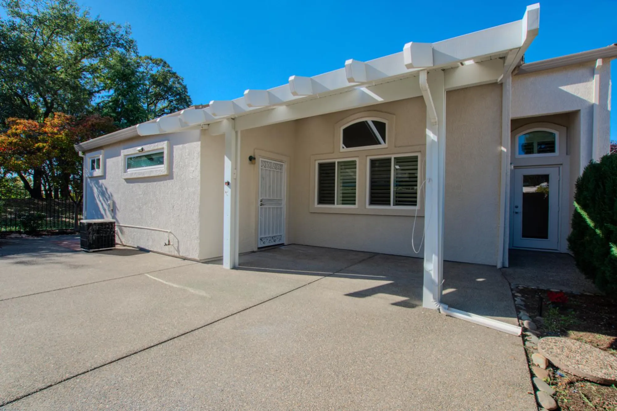 Property Slideshow image 19 of 35 | 503 diamond glen cir, Folsom, CA, 95630