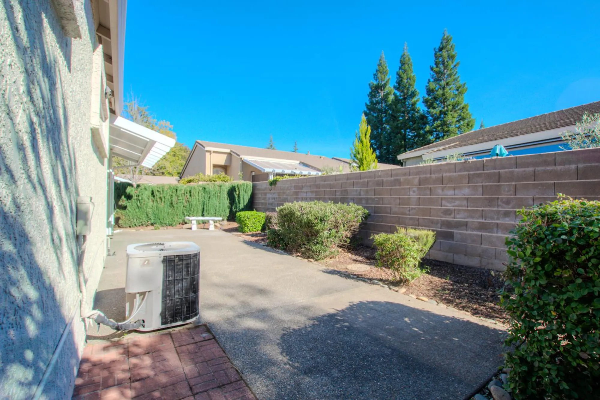 Property Slideshow image 16 of 35 | 503 diamond glen cir, Folsom, CA, 95630
