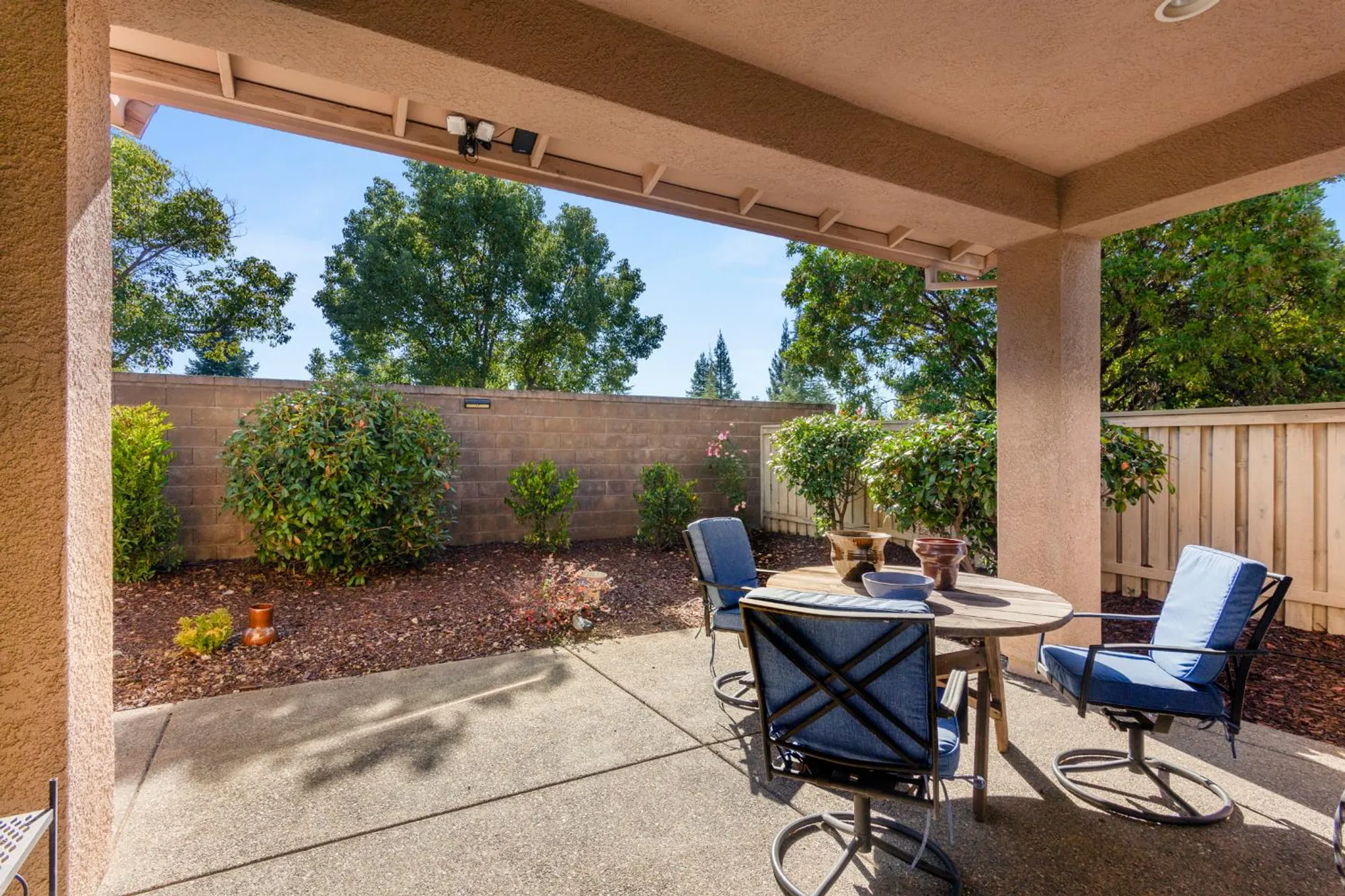 Property Slideshow image 30 of 41 | 3066 coopers hawk loop, Lincoln, CA, 95648