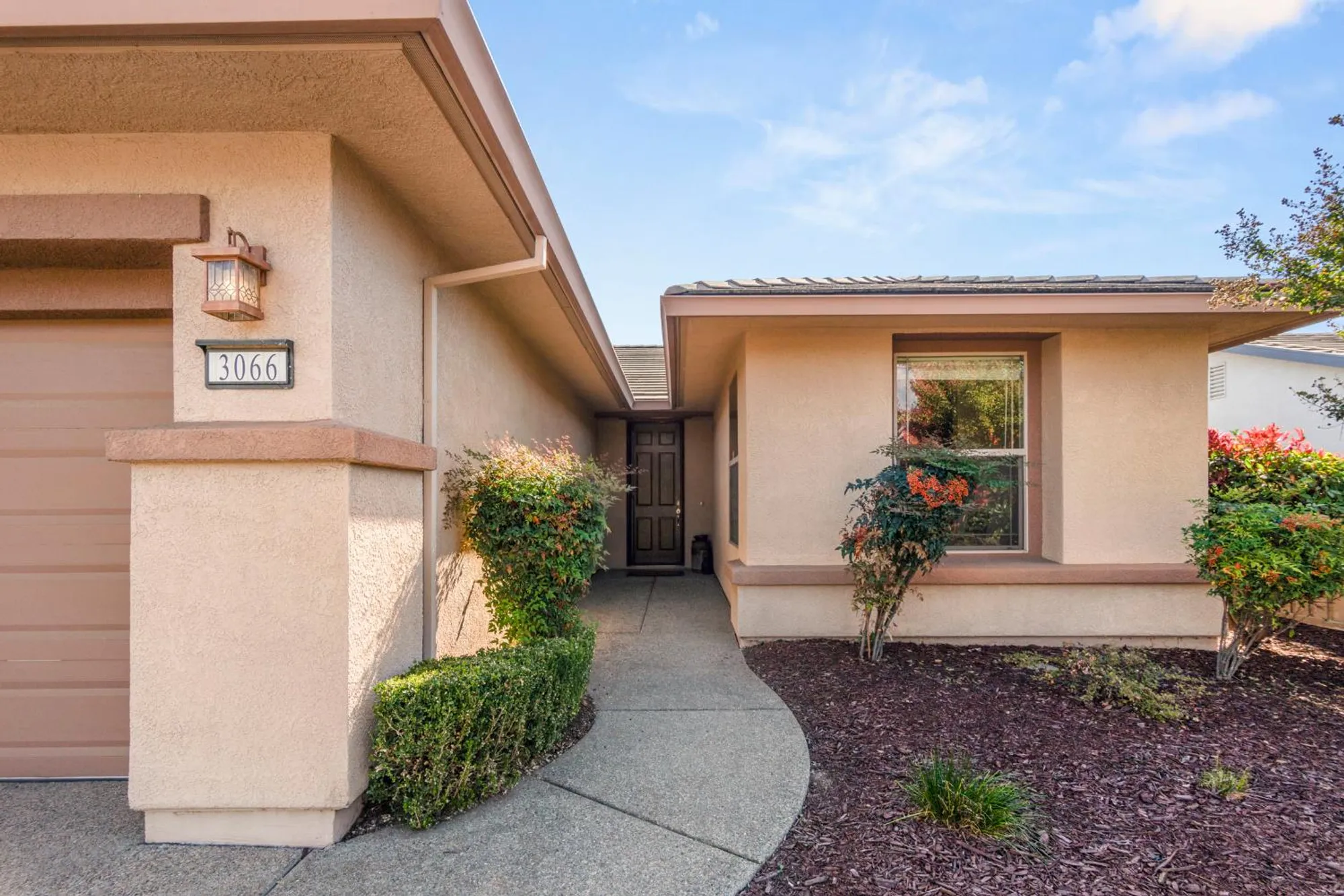Property Slideshow image 8 of 41 | 3066 coopers hawk loop, Lincoln, CA, 95648