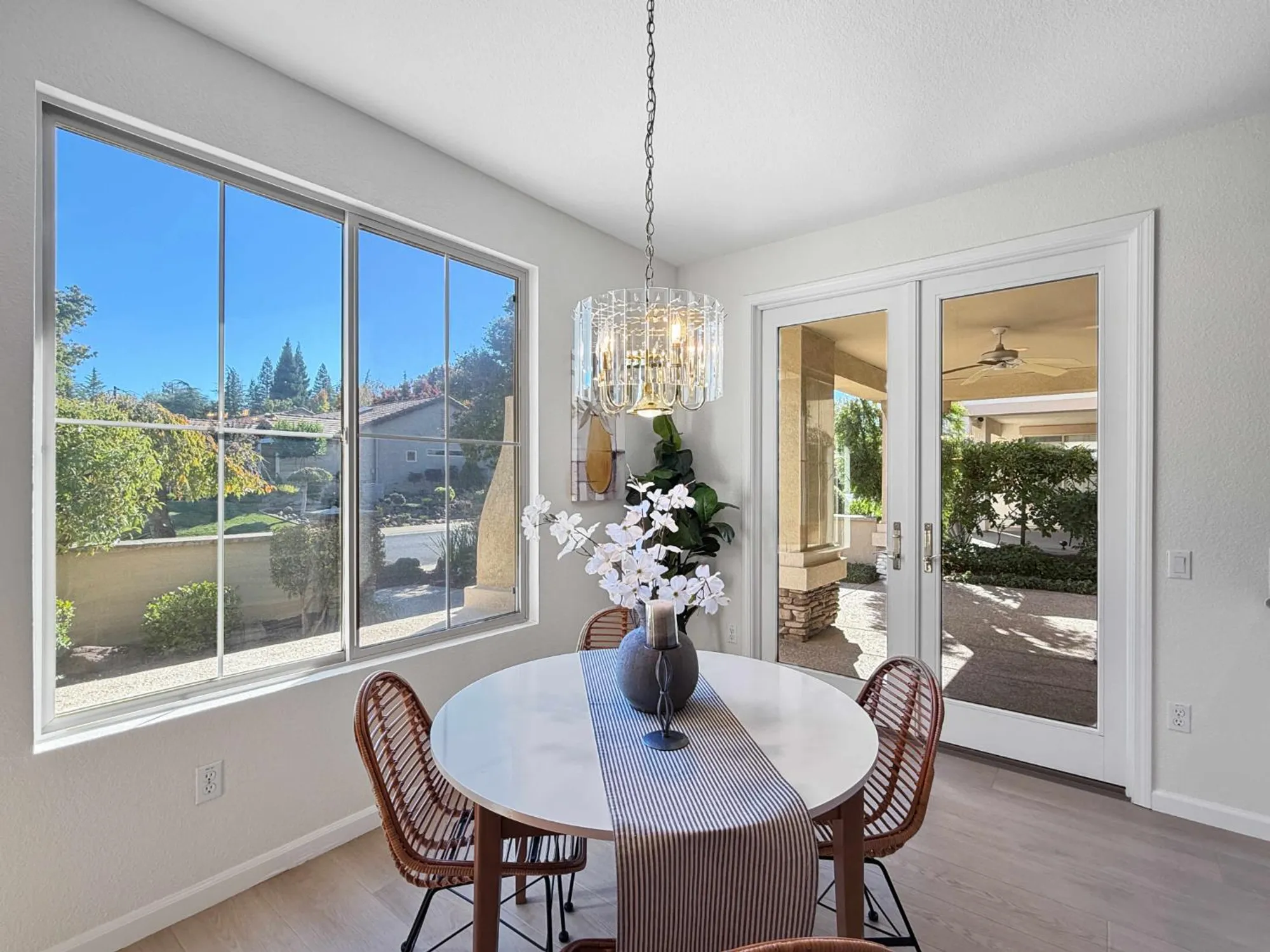Property Slideshow image 21 of 41 | 892 bridalveil ln, Lincoln, CA, 95648