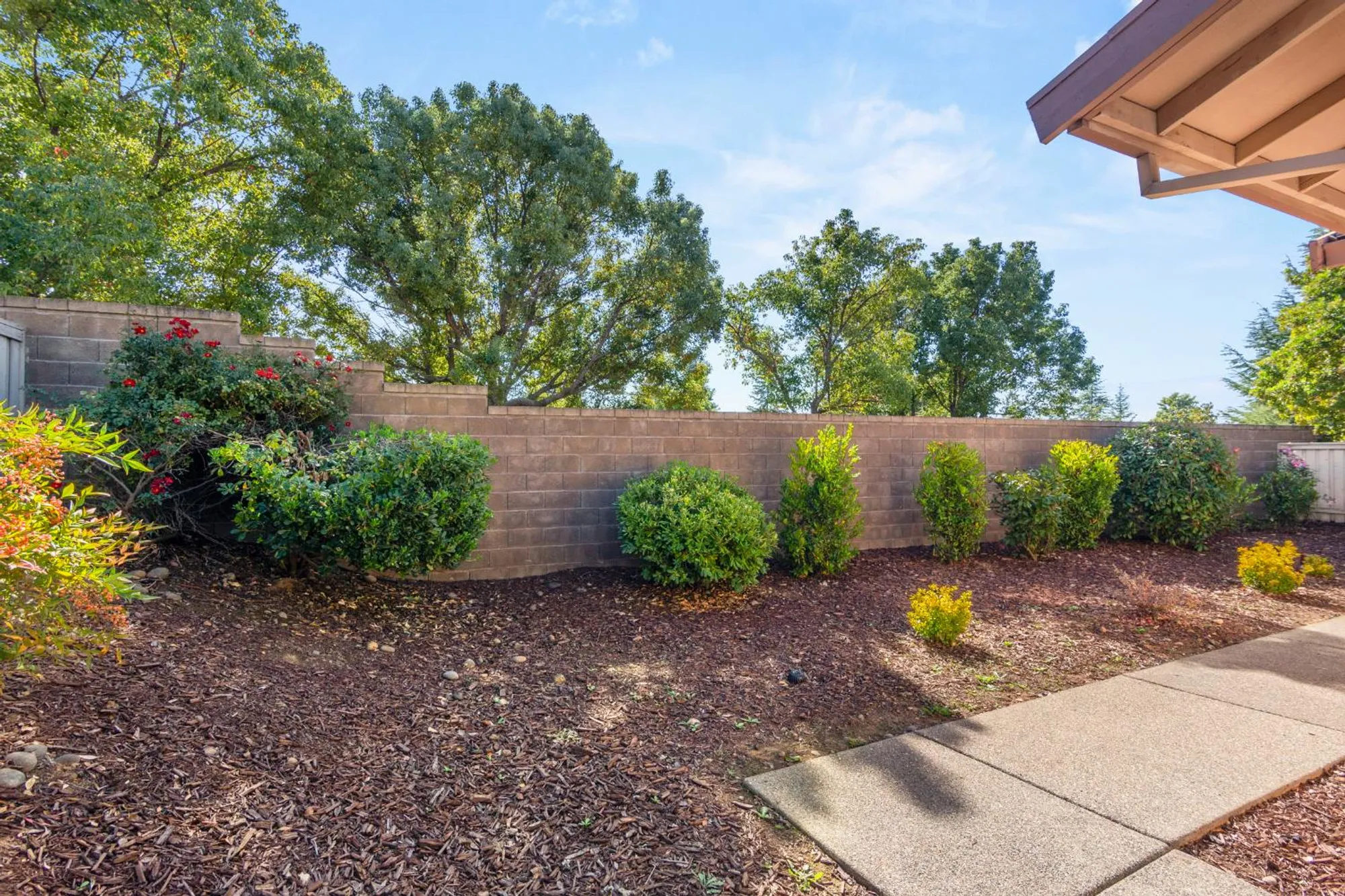 Property Slideshow image 36 of 41 | 3066 coopers hawk loop, Lincoln, CA, 95648