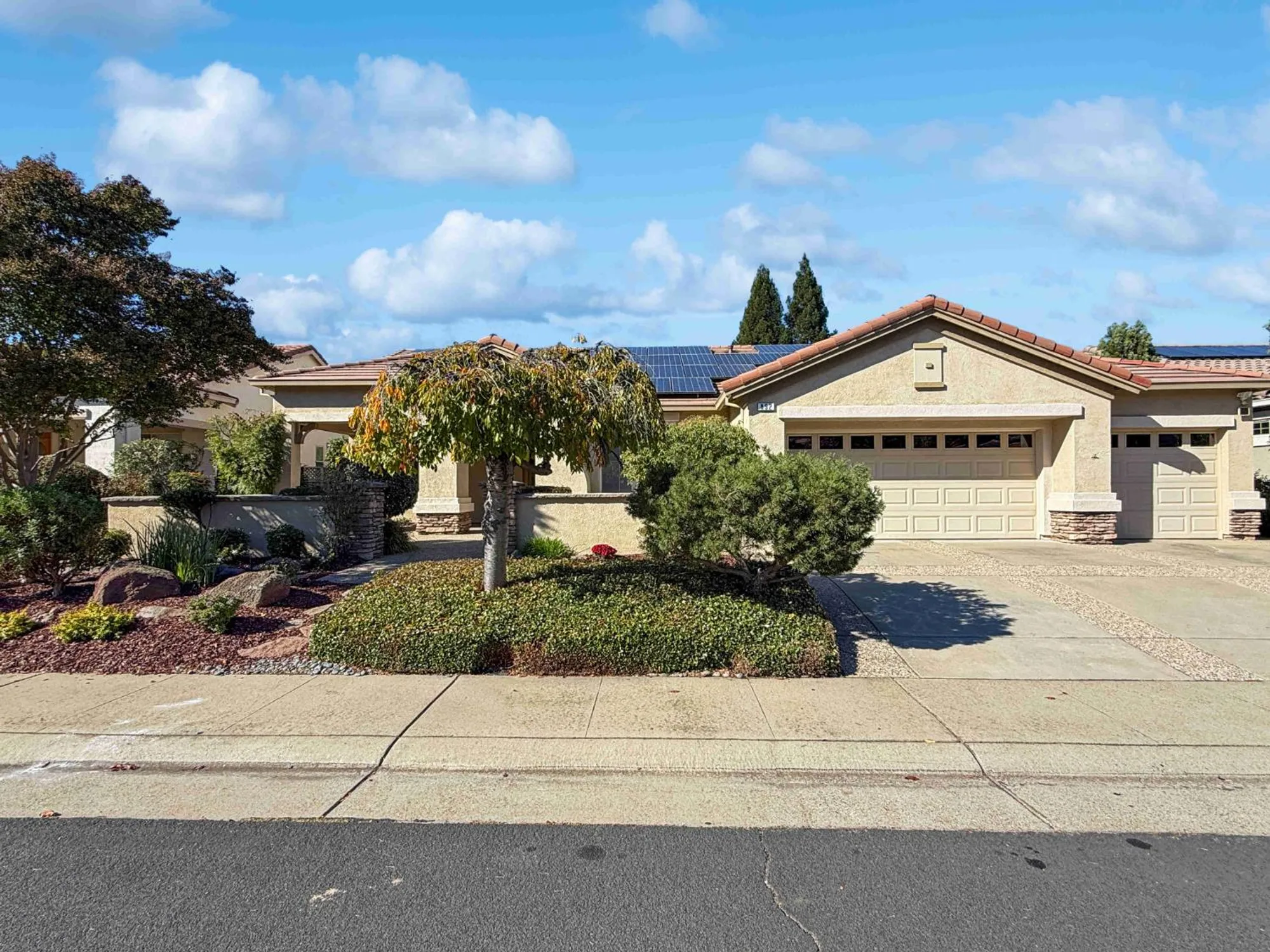 Property Slideshow image 7 of 41 | 892 bridalveil ln, Lincoln, CA, 95648