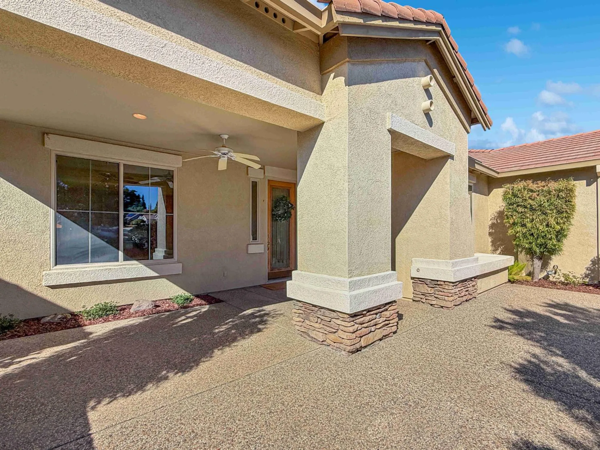 Property Slideshow image 9 of 41 | 892 bridalveil ln, Lincoln, CA, 95648