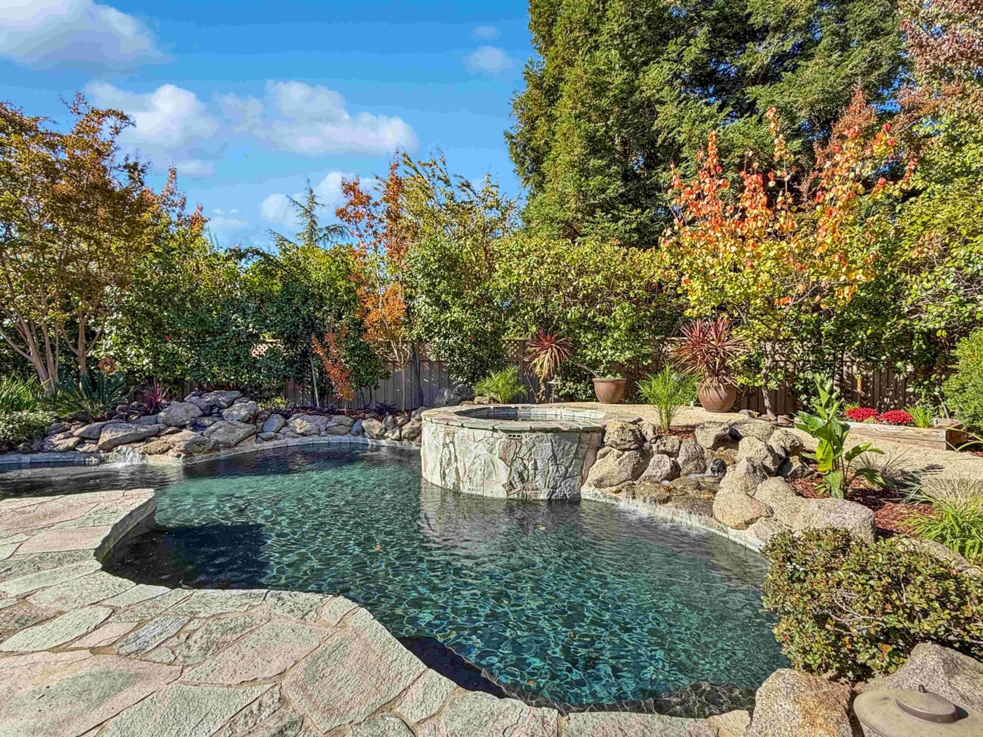 Property Slideshow image 6 of 41 | 892 bridalveil ln, Lincoln, CA, 95648