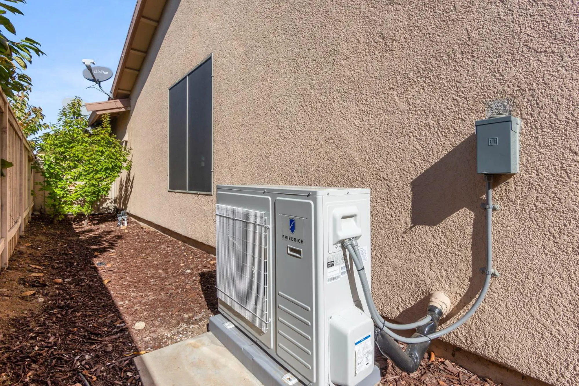 Property Slideshow image 38 of 41 | 3066 coopers hawk loop, Lincoln, CA, 95648