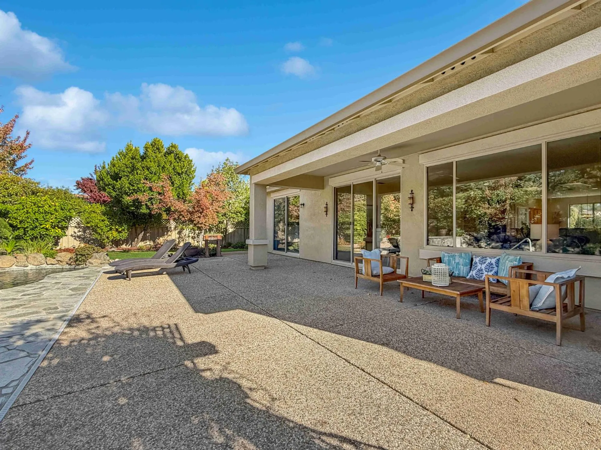 Property Slideshow image 33 of 41 | 892 bridalveil ln, Lincoln, CA, 95648