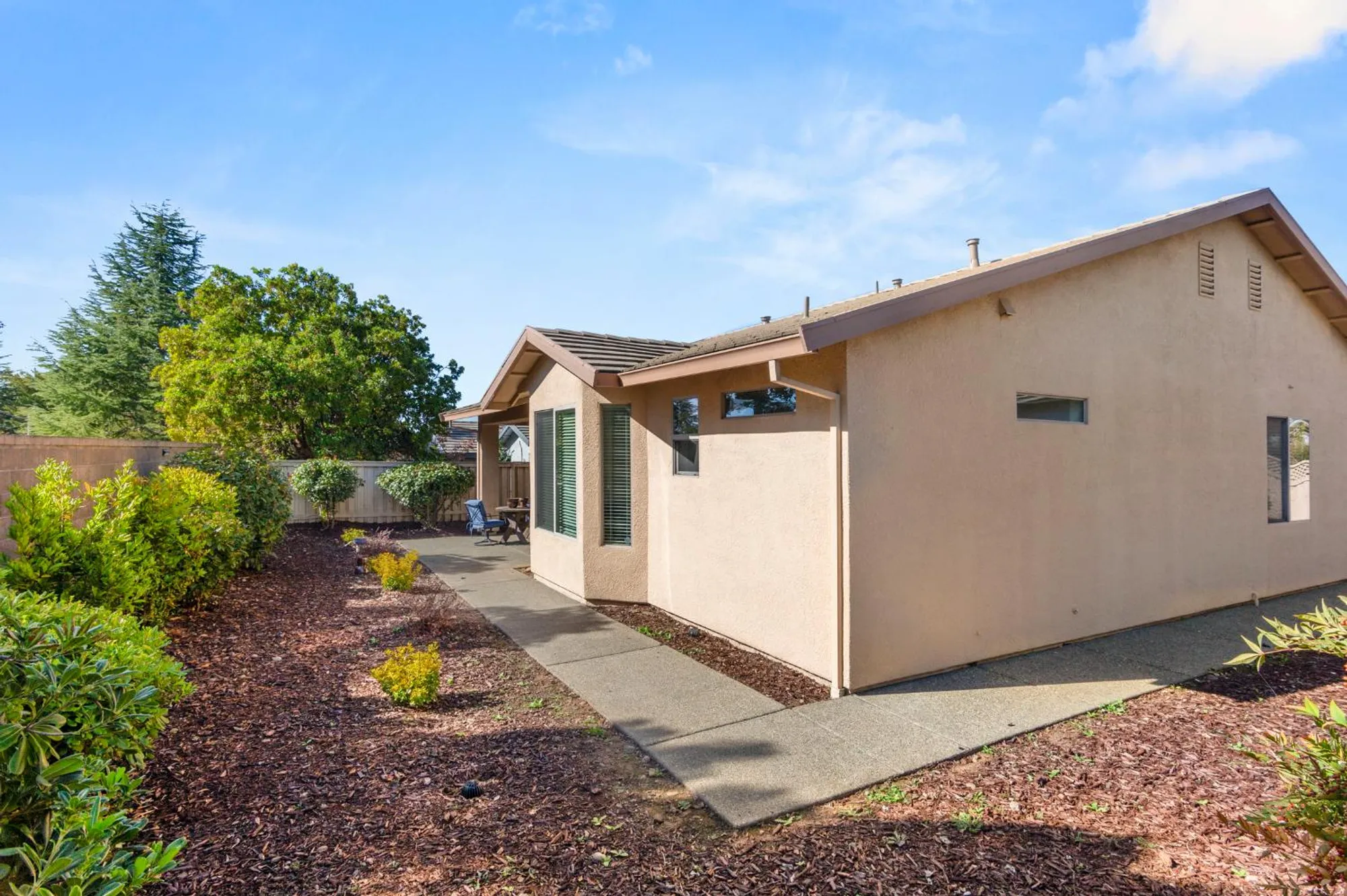 Property Slideshow image 34 of 41 | 3066 coopers hawk loop, Lincoln, CA, 95648