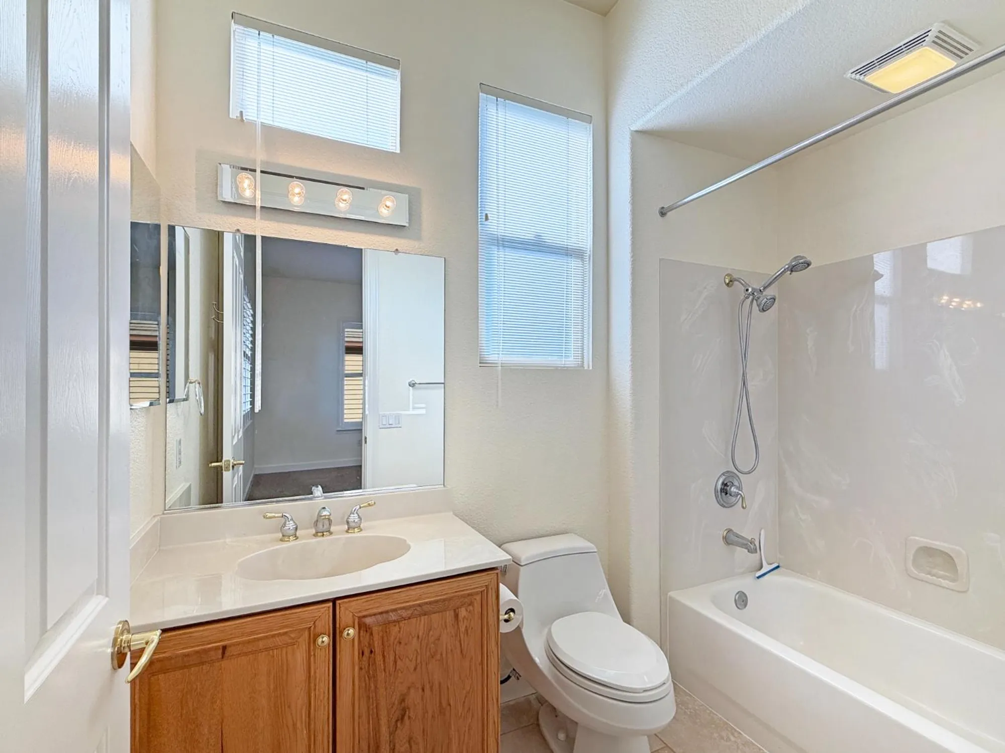 Property Slideshow image 34 of 43 | 1738 gingersnap ln, Lincoln, CA, 95648