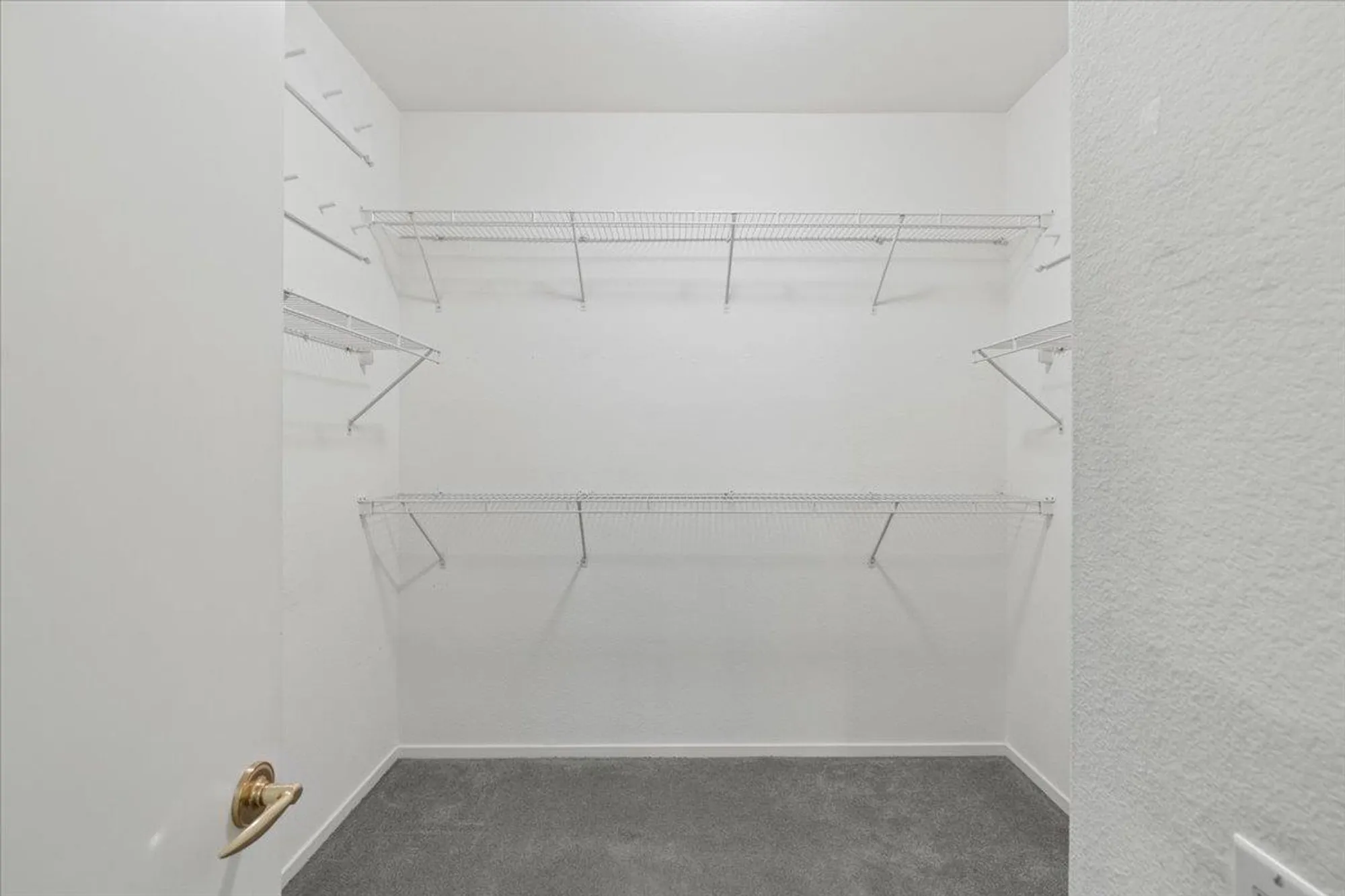 Property Slideshow image 22 of 31 | 851 rocky ridge ln, Lincoln, CA, 95648