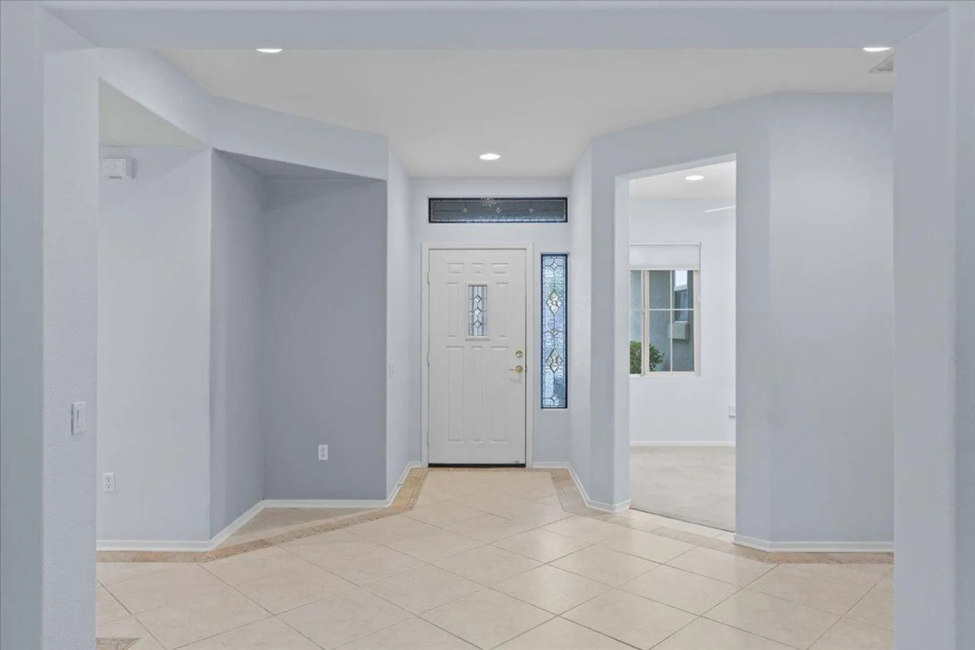 Property Slideshow image 8 of 31 | 851 rocky ridge ln, Lincoln, CA, 95648