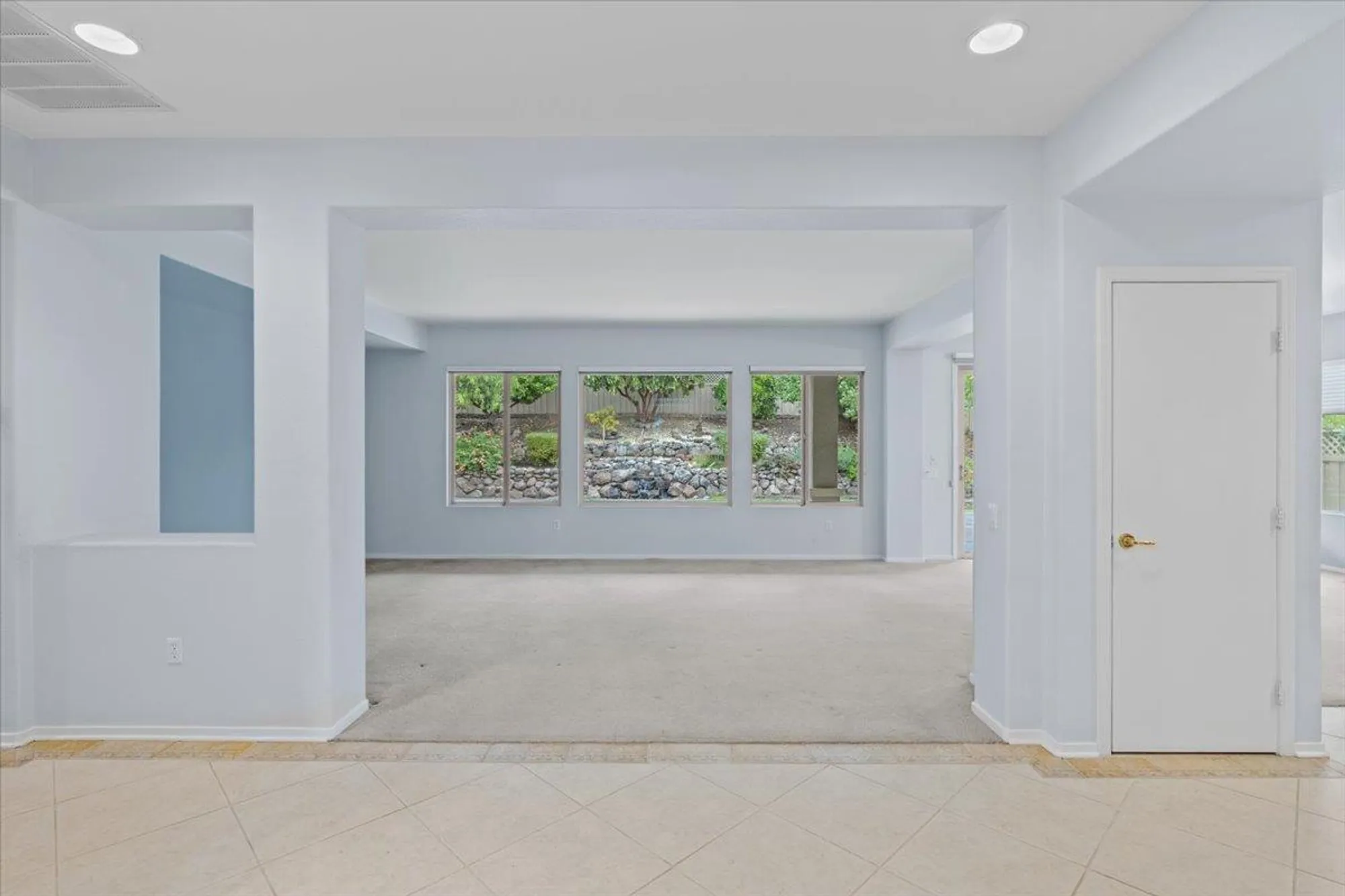 Property Slideshow image 4 of 31 | 851 rocky ridge ln, Lincoln, CA, 95648
